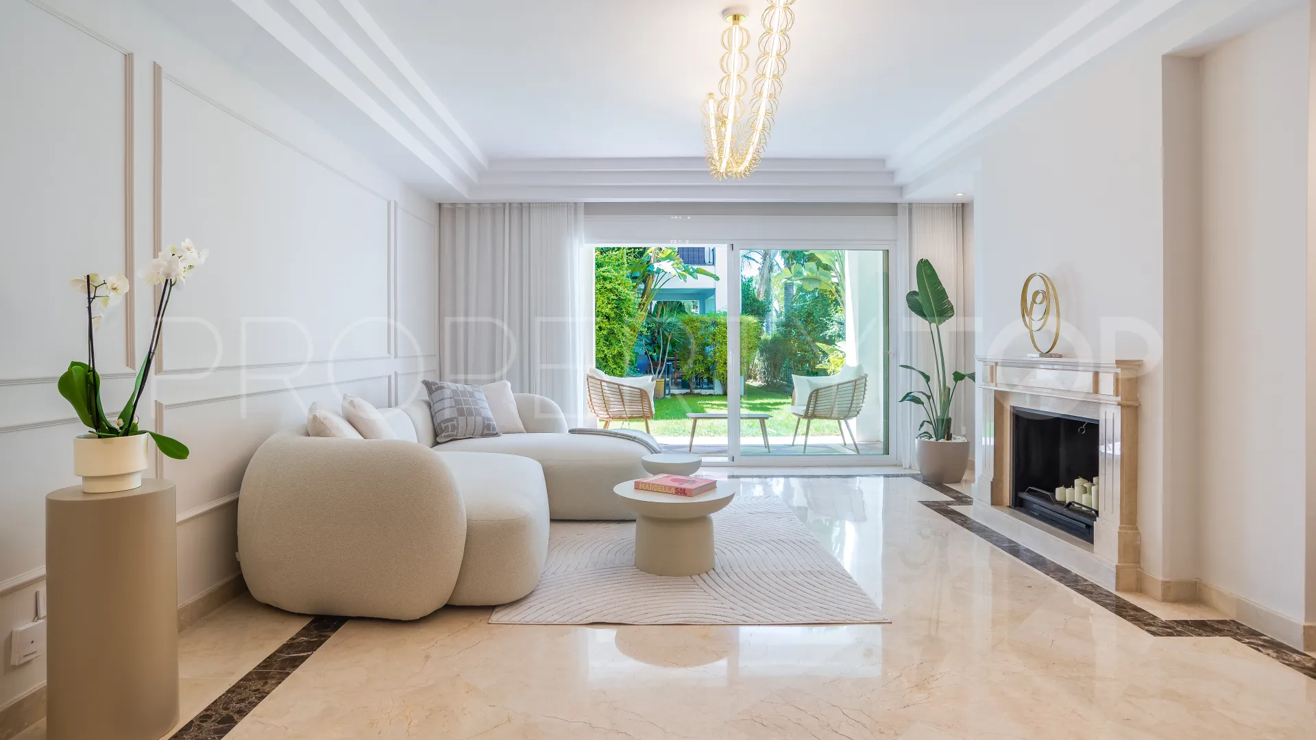 Se vende apartamento planta baja en Marbella Golden Mile