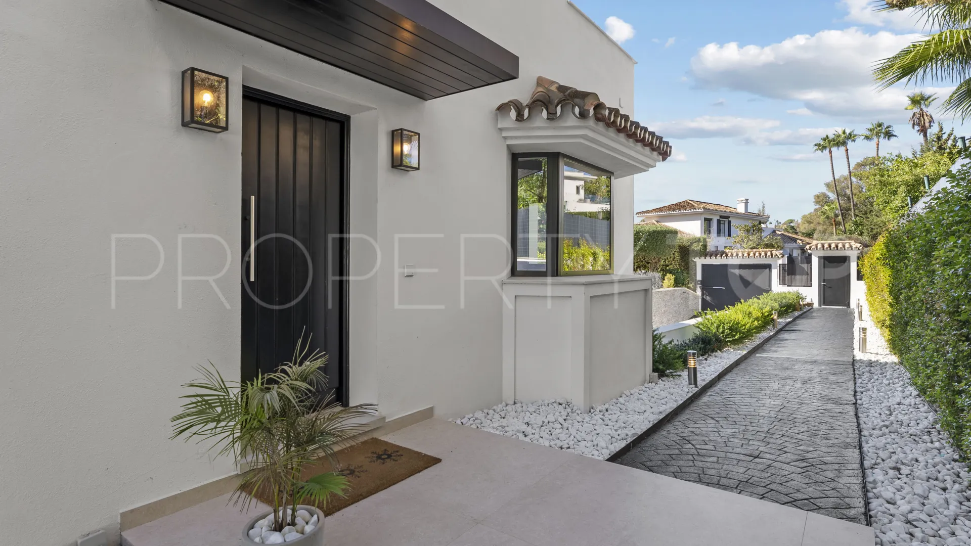 Villa en venta en Nueva Andalucia