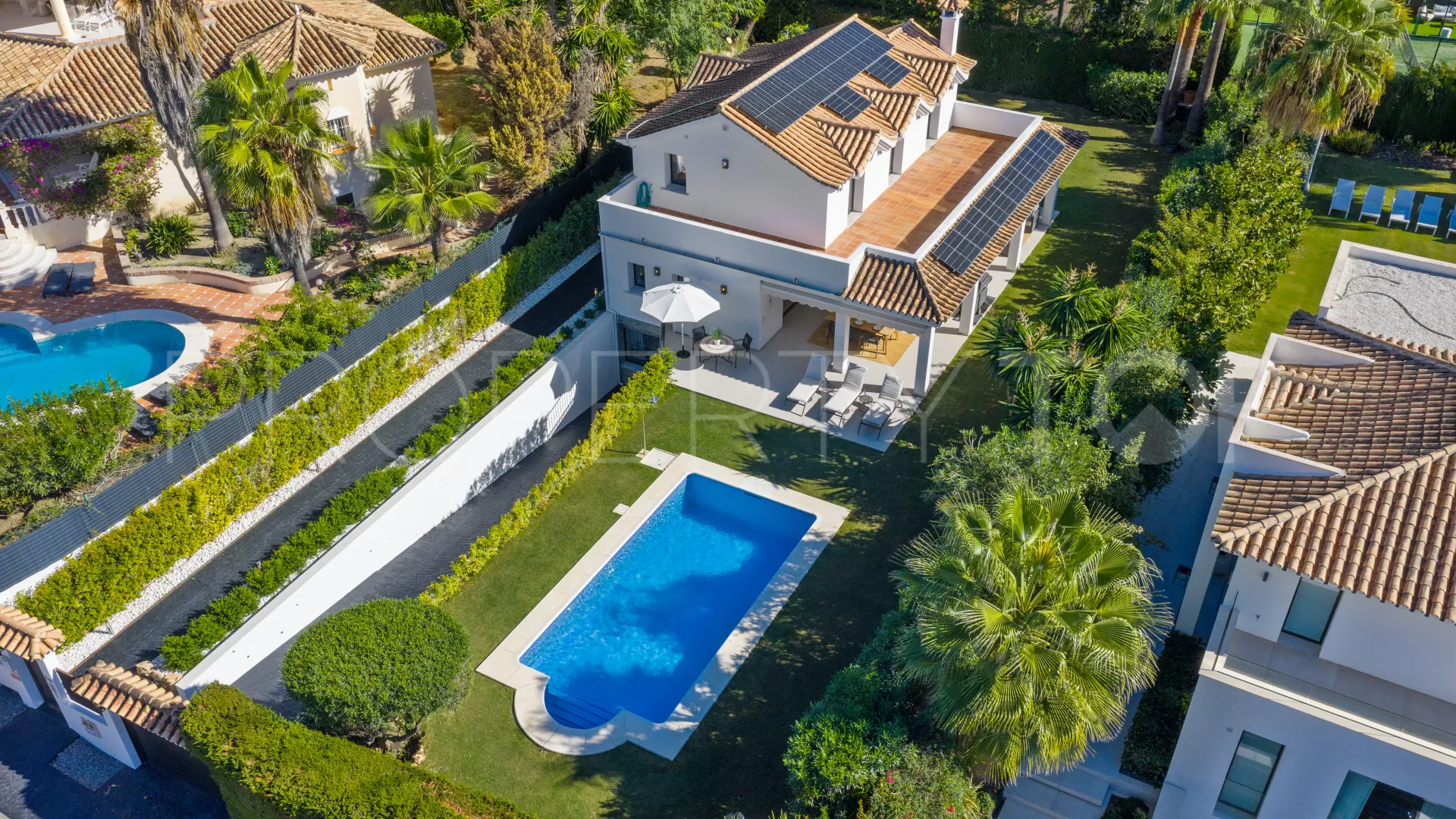 Villa en venta en Nueva Andalucia