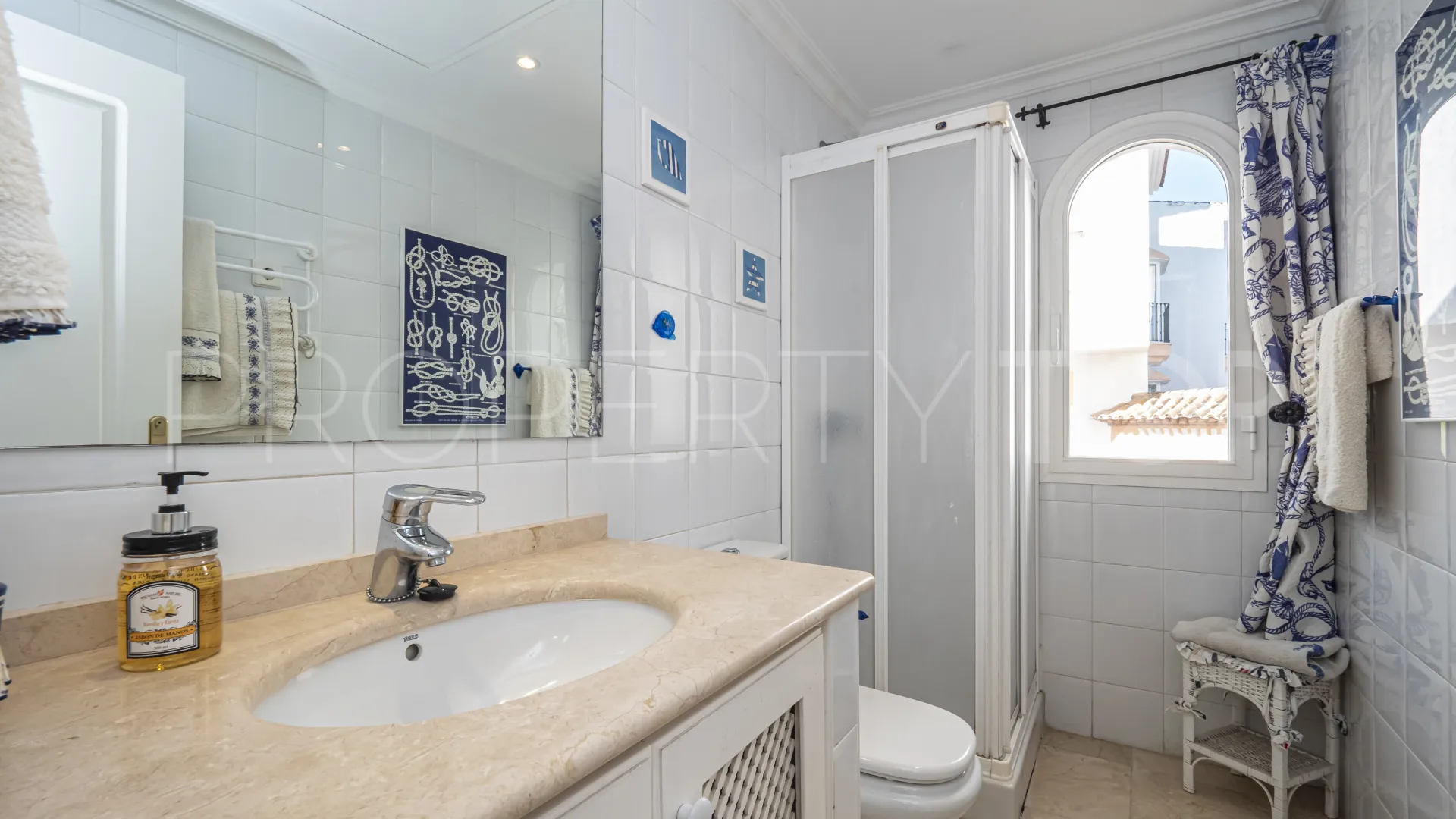 Apartment with 2 bedrooms for sale in La Herradura