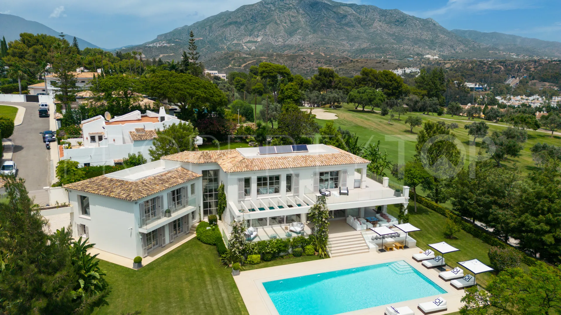 Peñablanca villa for sale
