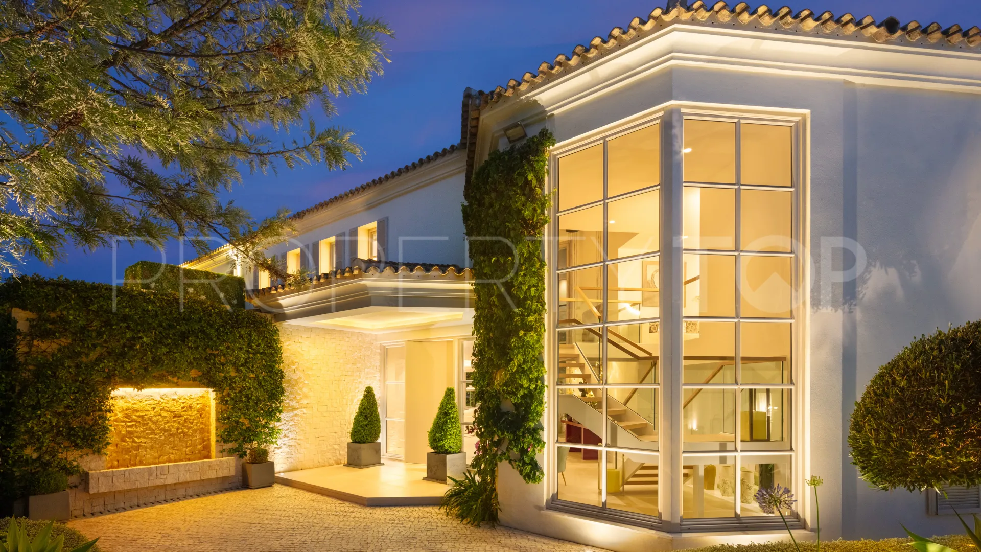 Peñablanca villa for sale