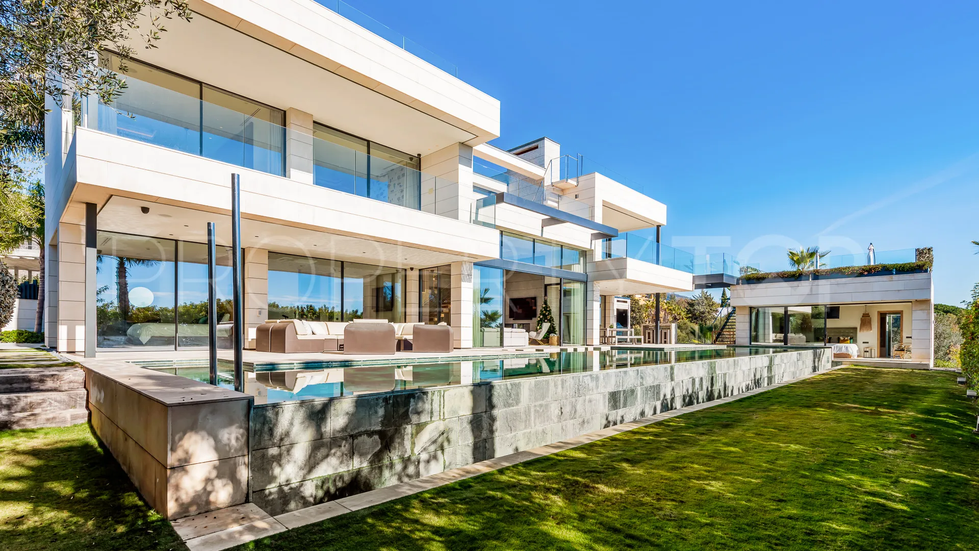 Marbella Golden Mile, villa a la venta