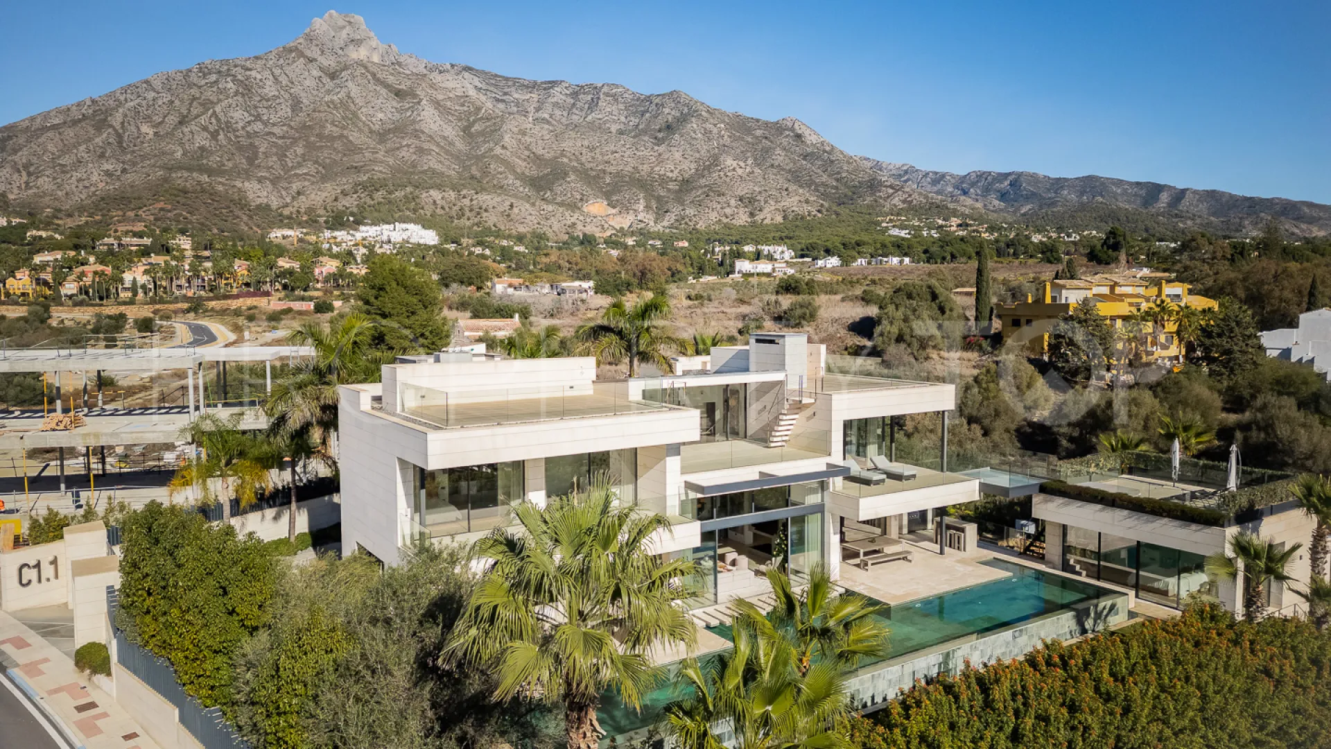 Marbella Golden Mile, villa a la venta