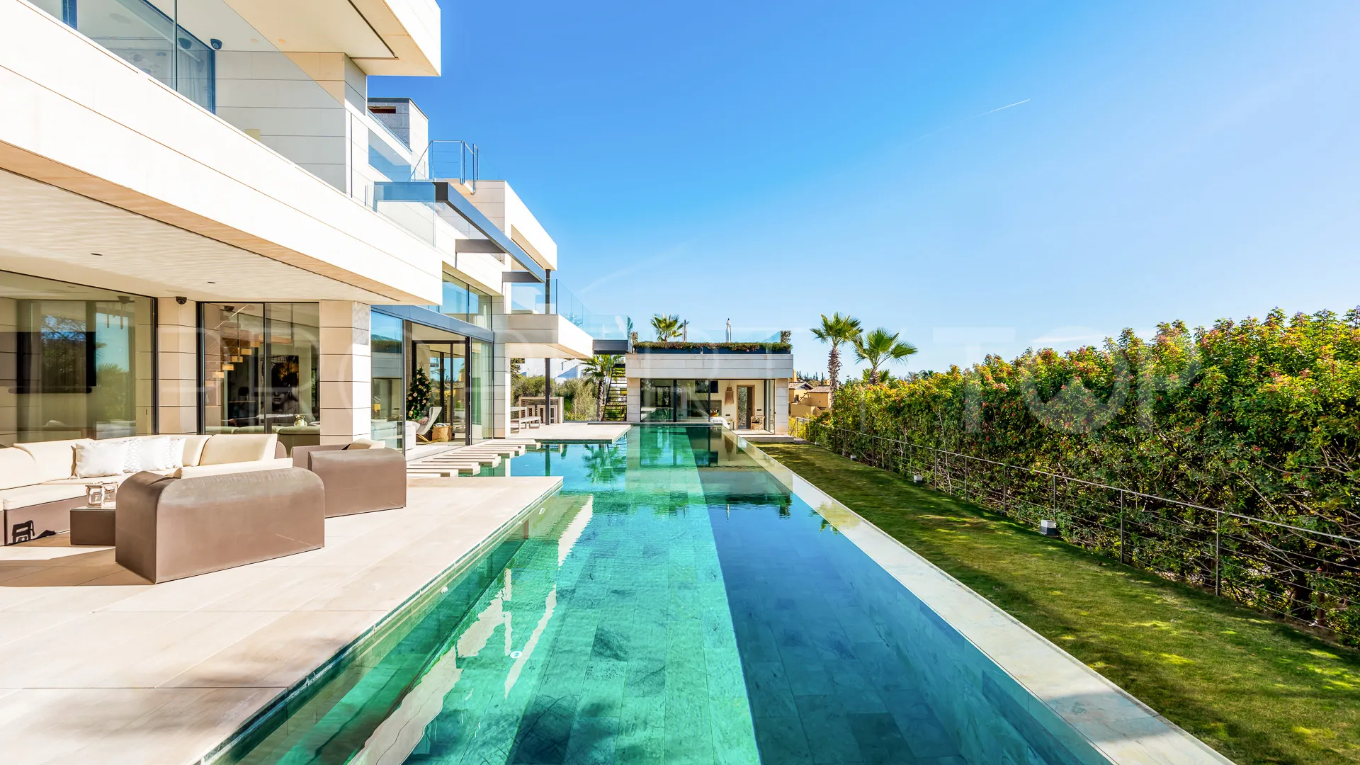 Marbella Golden Mile, villa a la venta