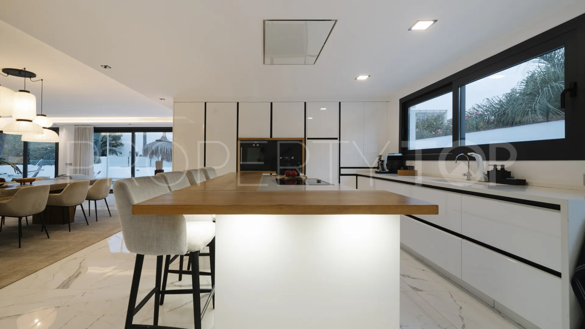Villa en venta en Nueva Andalucia