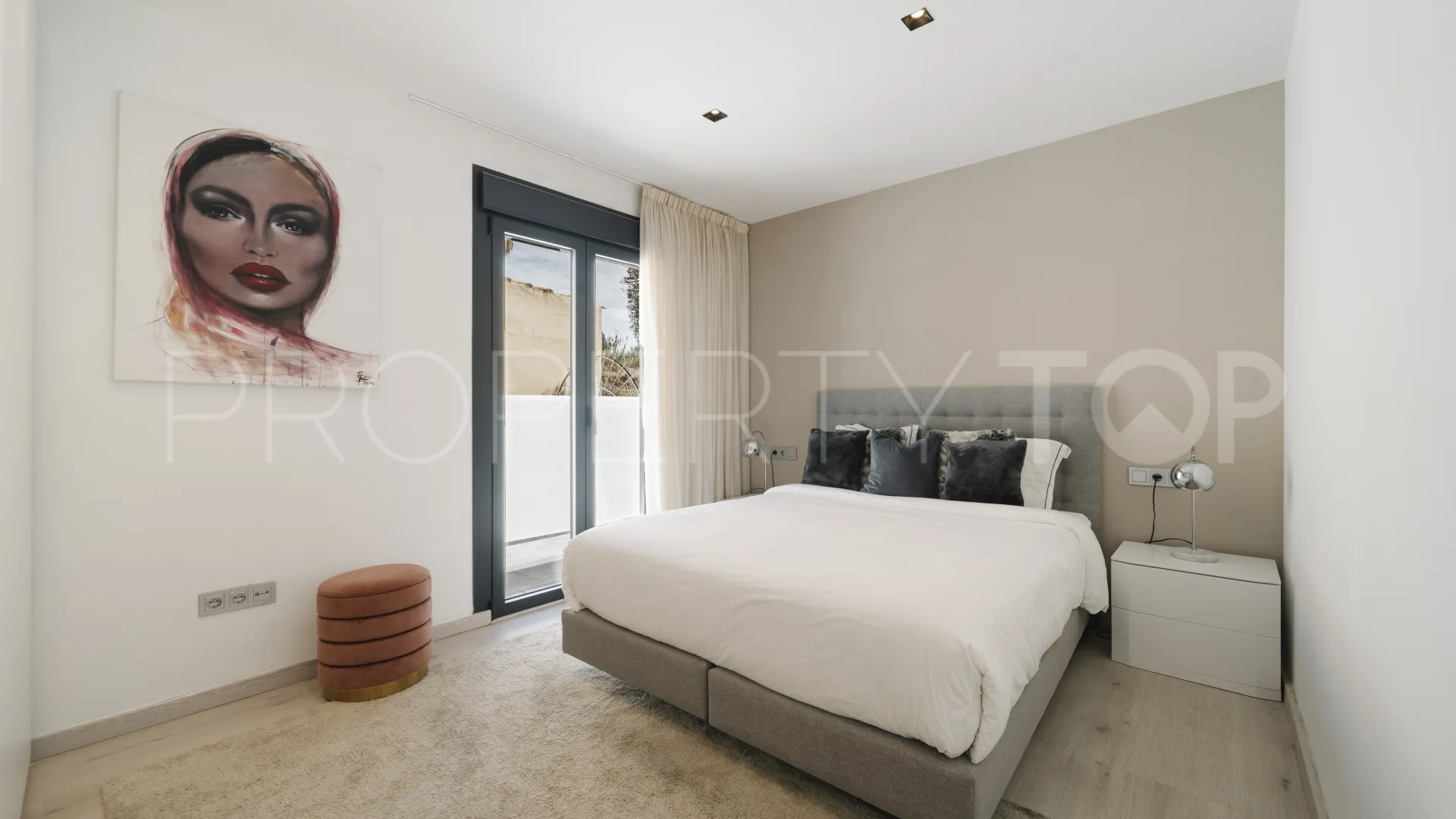 Villa en venta en Nueva Andalucia