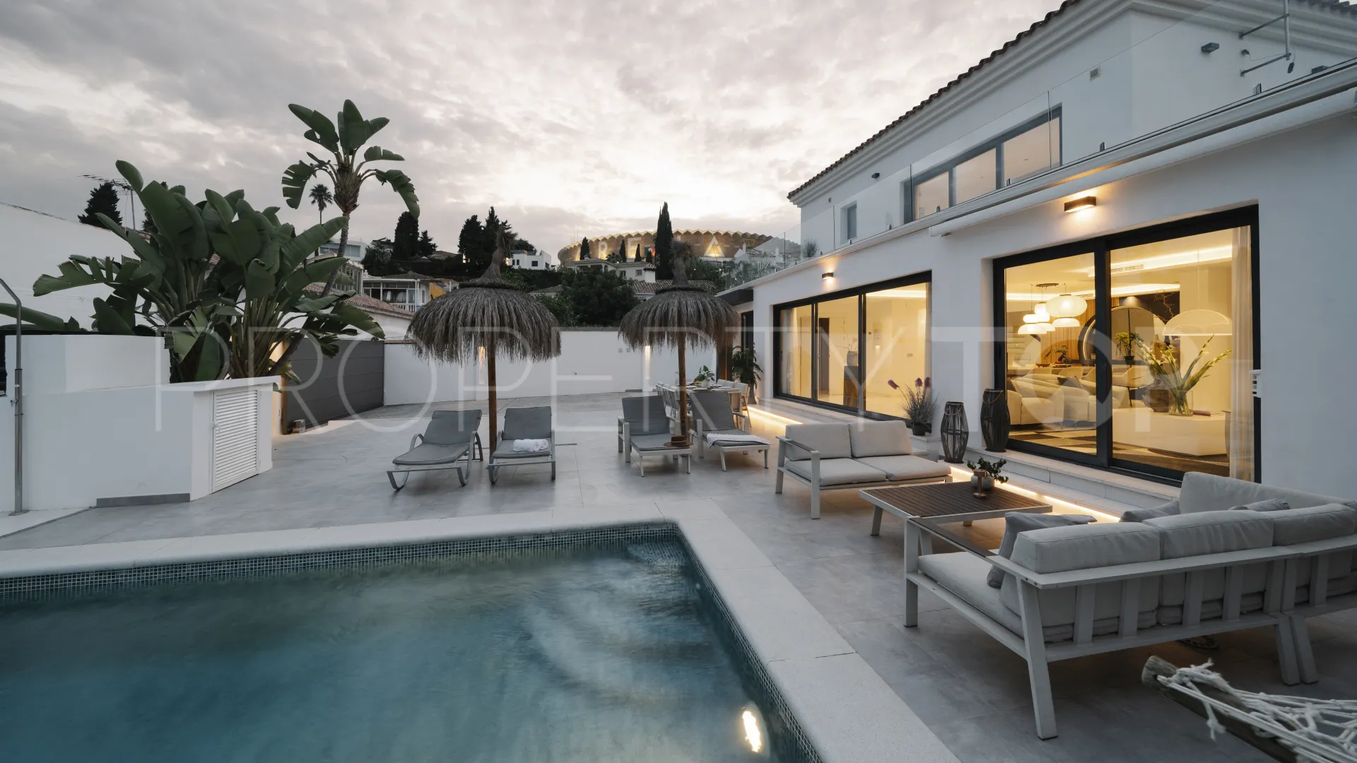 Villa en venta en Nueva Andalucia