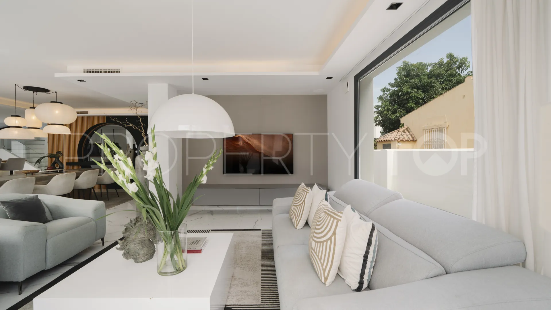 Villa en venta en Nueva Andalucia