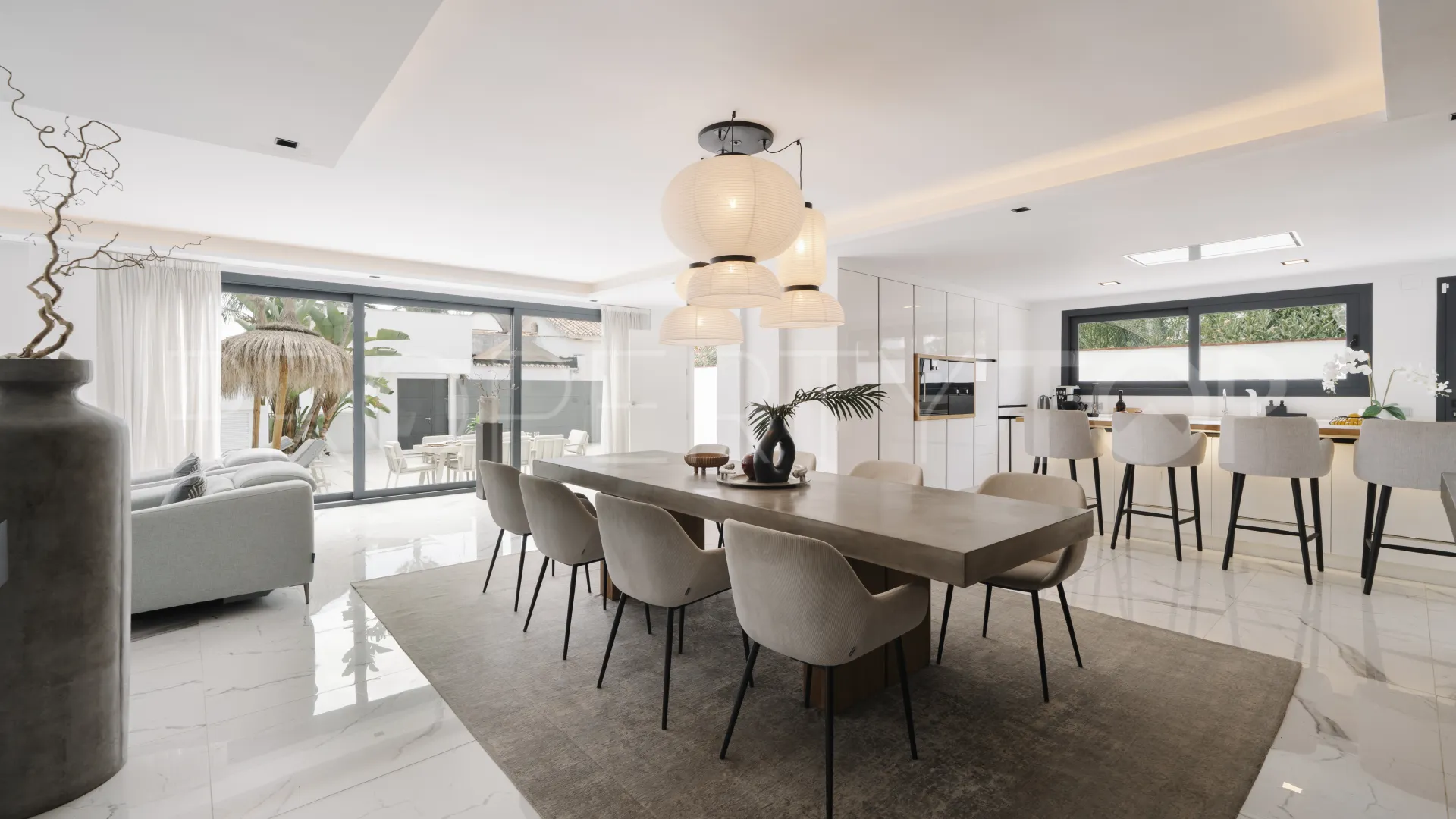Villa en venta en Nueva Andalucia