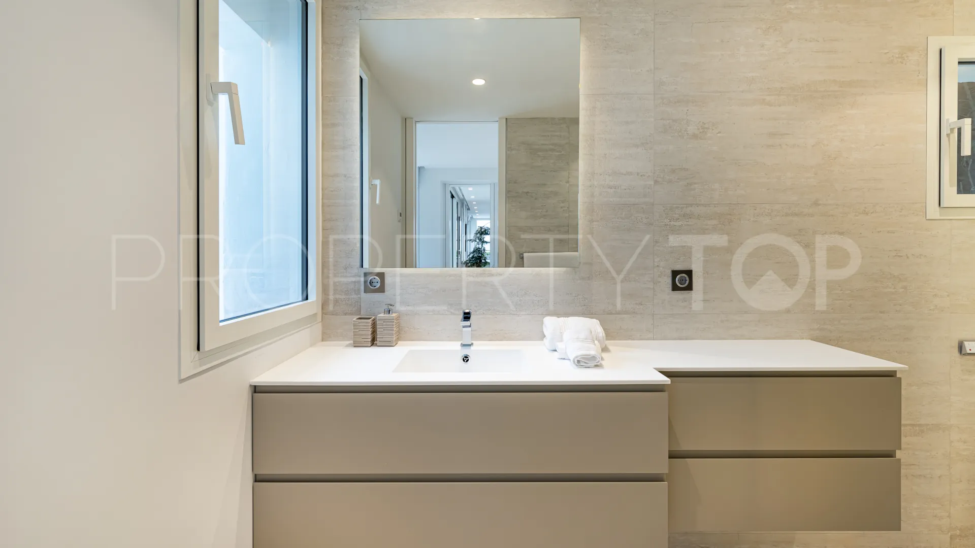Marina Puente Romano 3 bedrooms apartment for sale