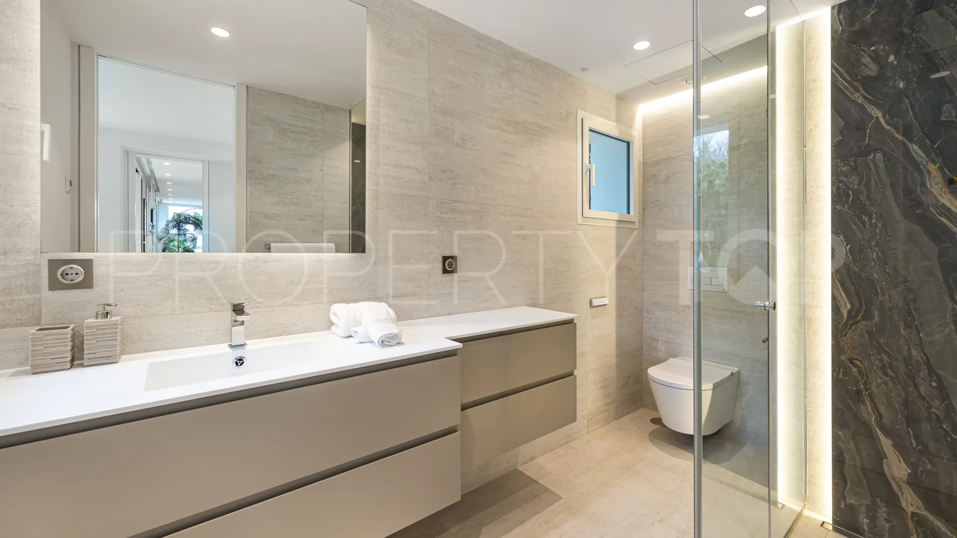 Marina Puente Romano 3 bedrooms apartment for sale