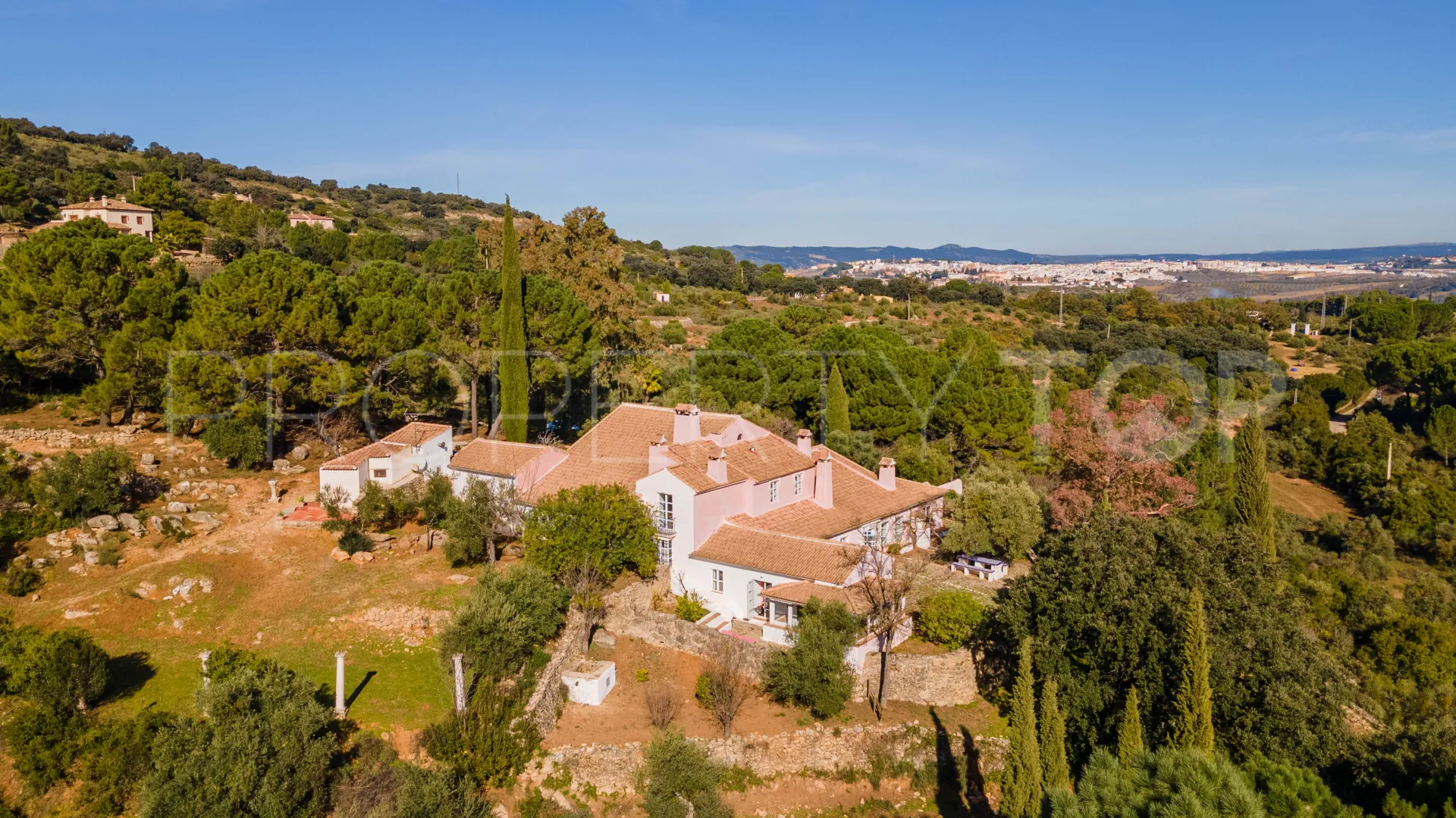 For sale cortijo in Ronda