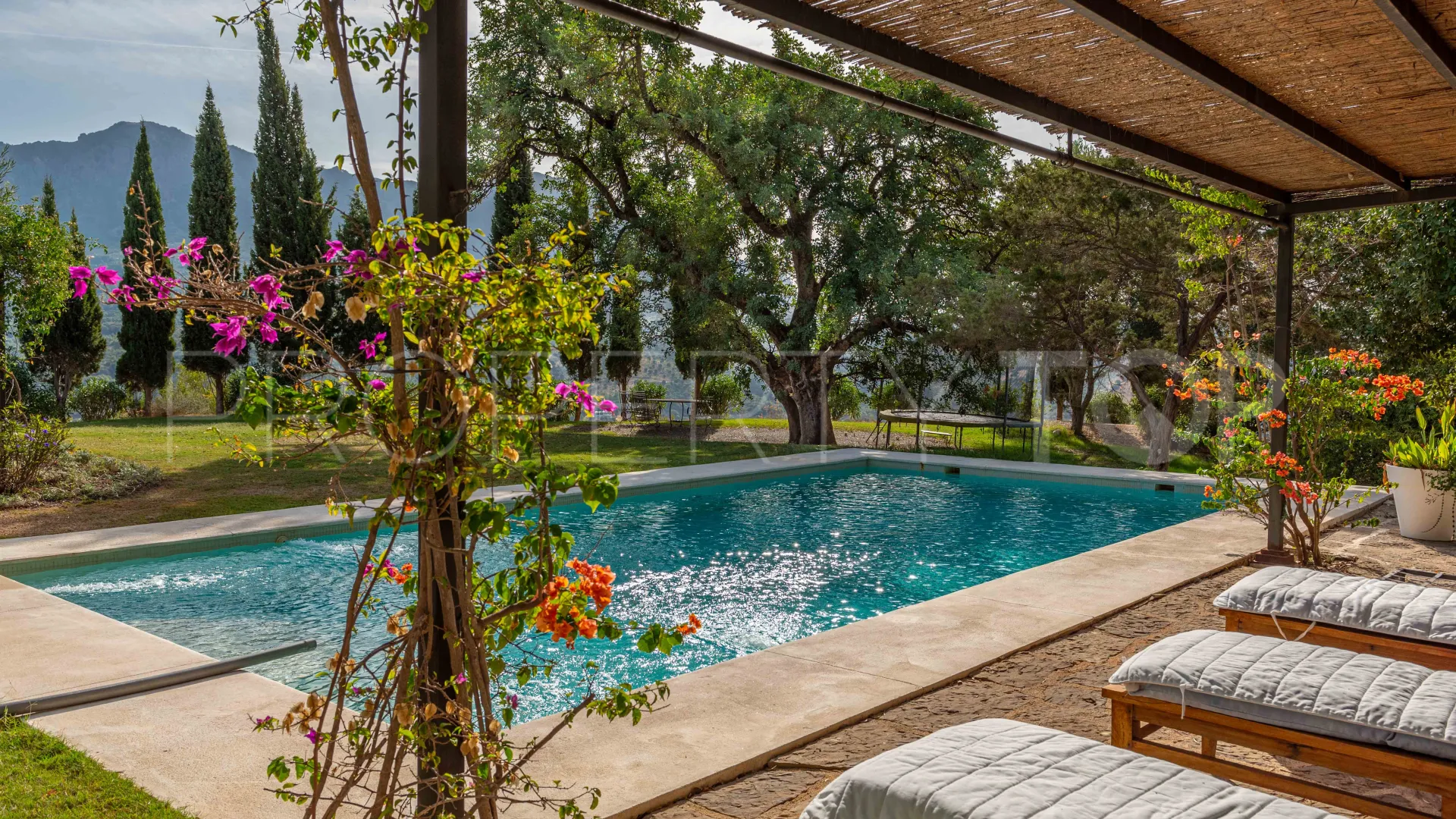 Casa de campo a la venta en Gaucin