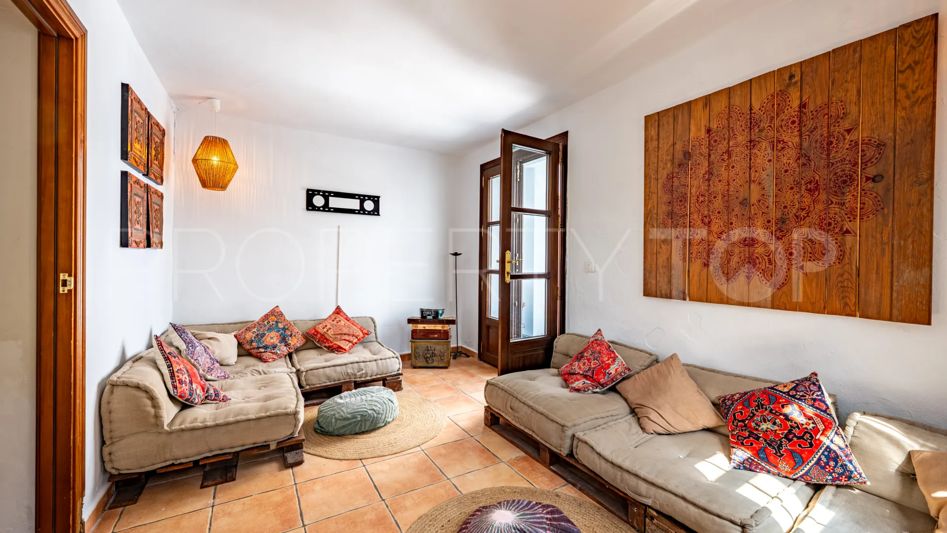 Cortes de la Frontera, adosado con 9 dormitorios en venta
