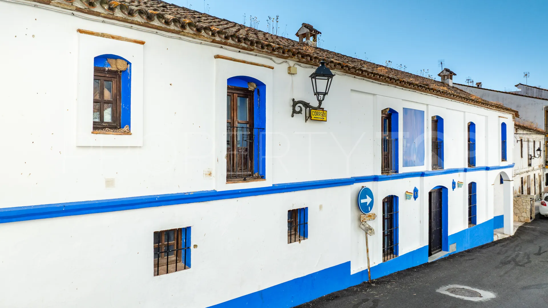 Cortes de la Frontera, adosado con 9 dormitorios en venta