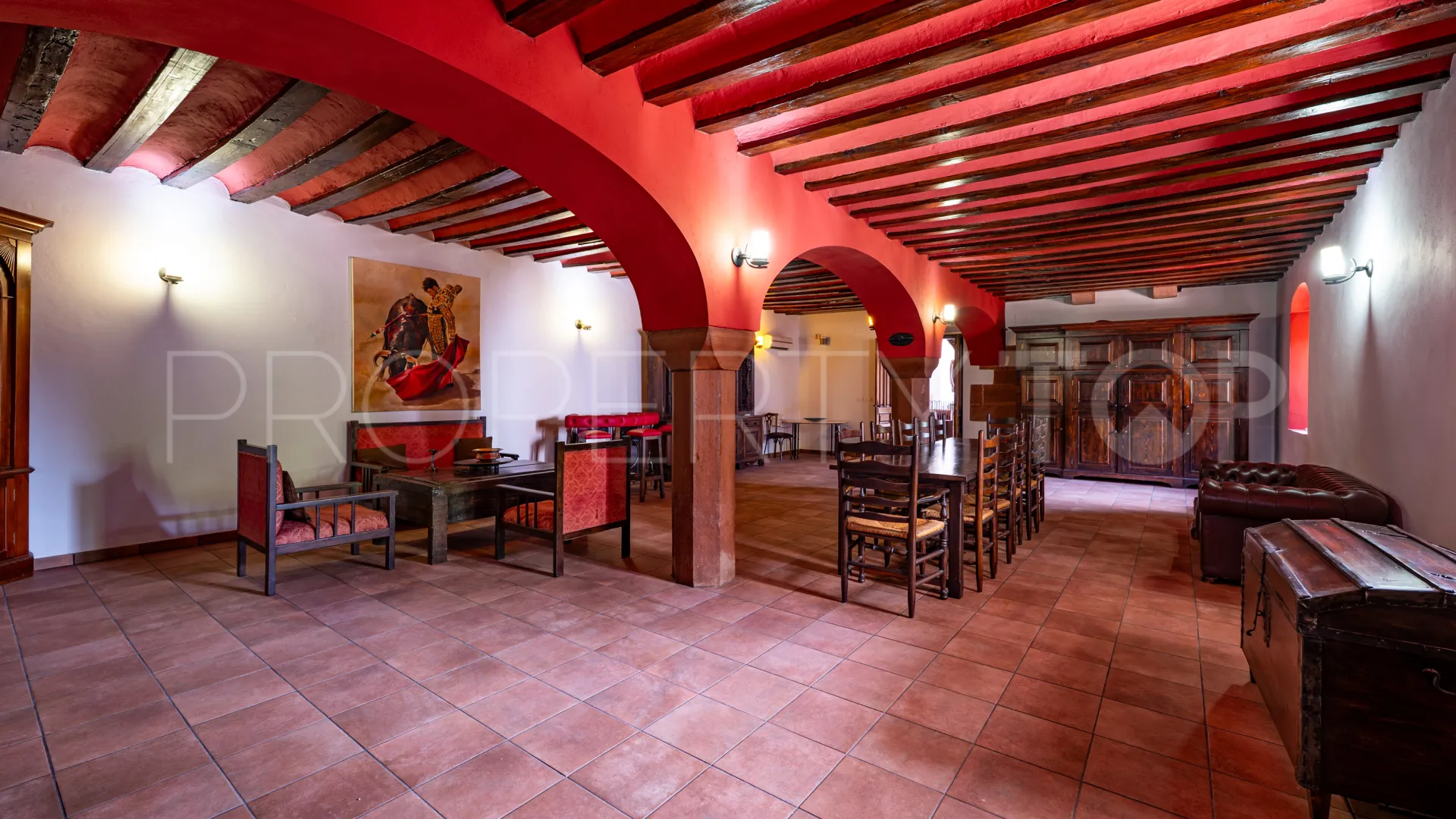Hacienda de 19 dormitorios en venta en Montoro