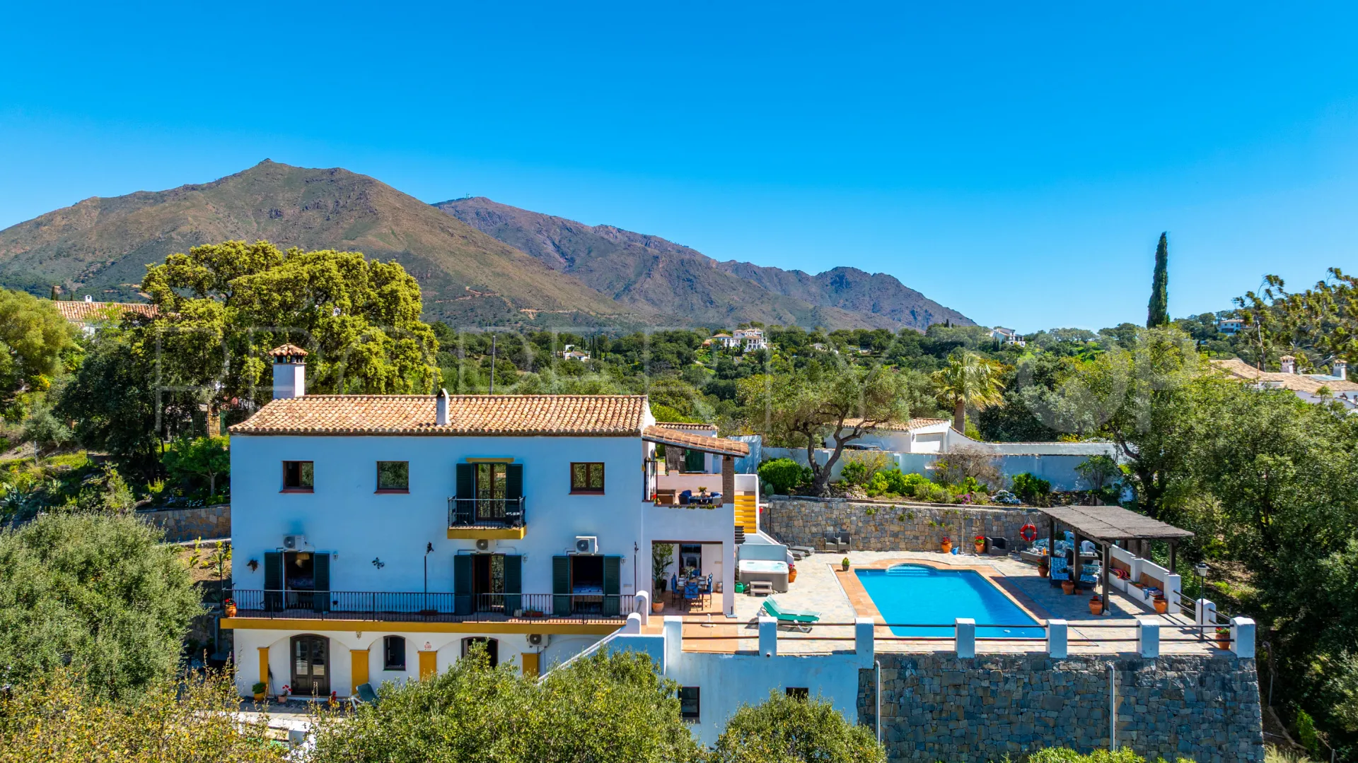 Se vende casa de campo en Casares