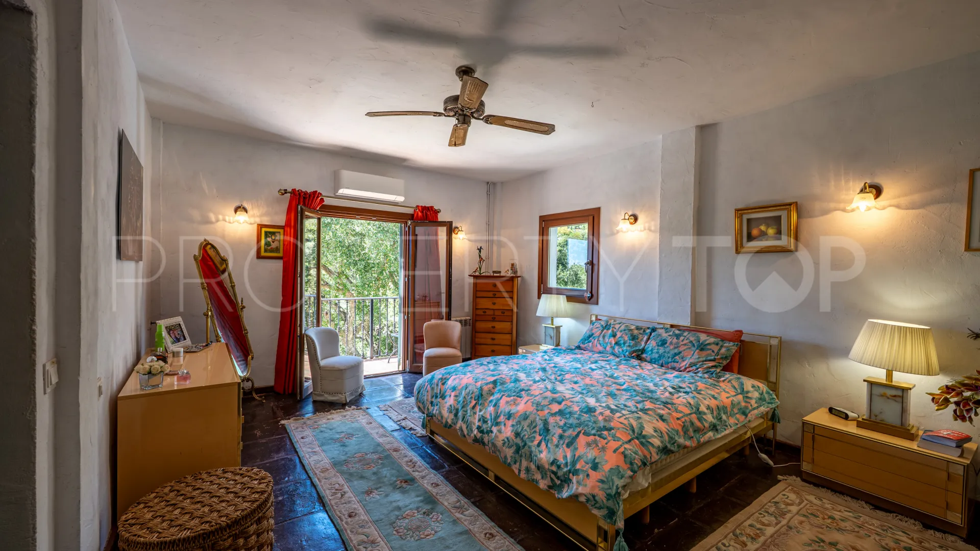 Se vende casa de campo en Casares