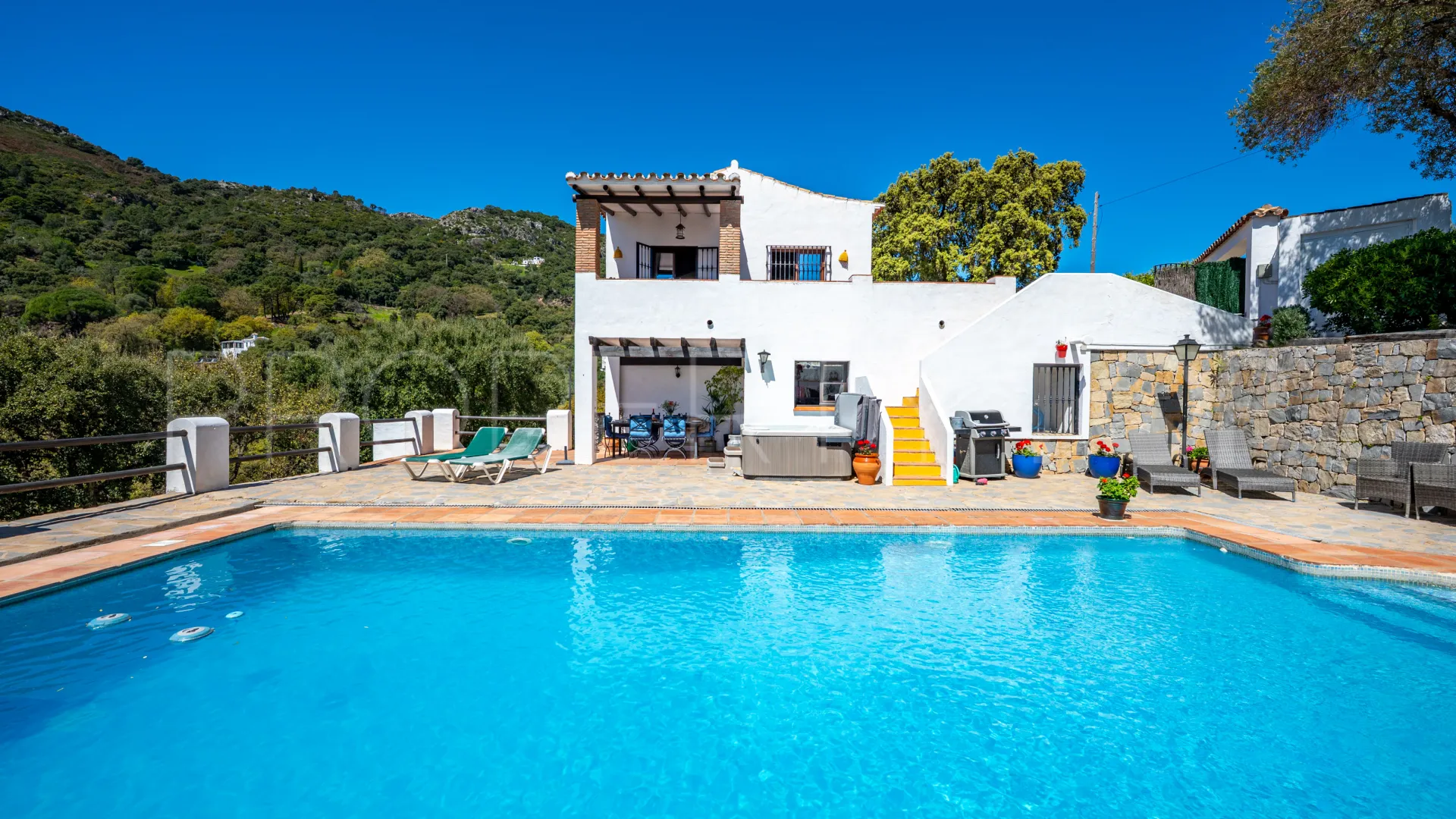 Se vende casa de campo en Casares