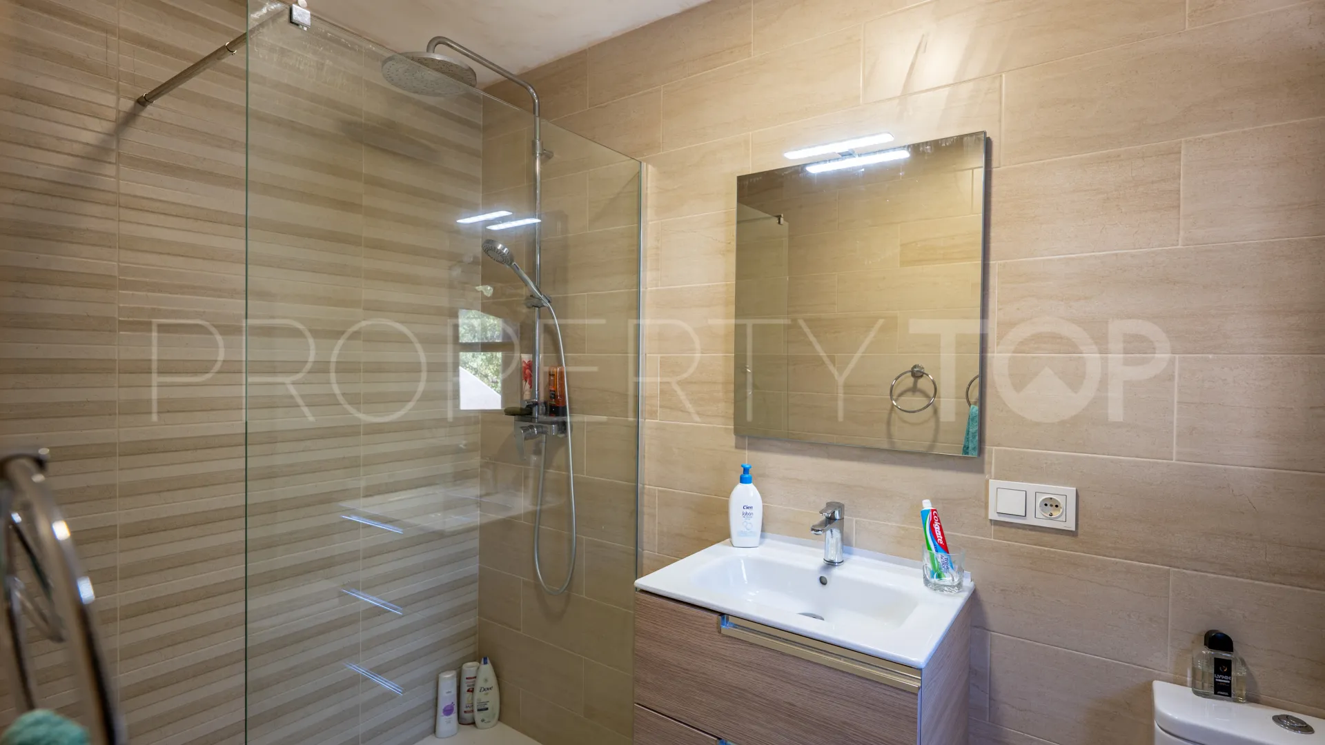 Se vende casa de campo en Casares