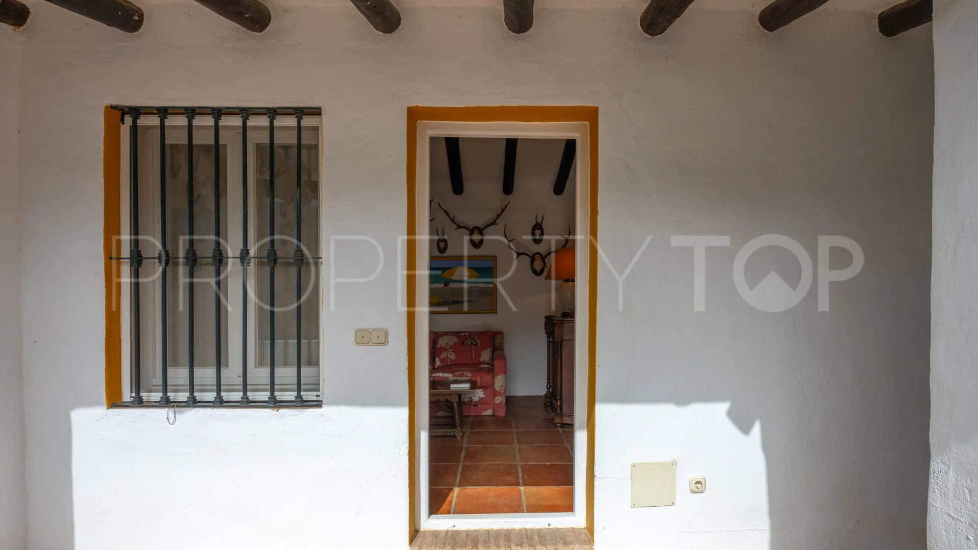 Comprar cortijo de 8 dormitorios en Gaucin