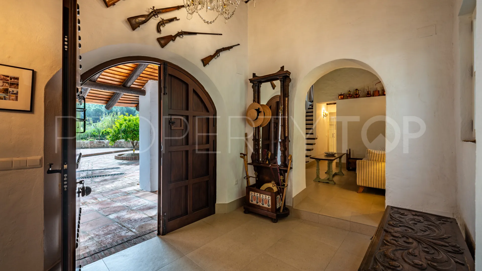 Comprar cortijo de 8 dormitorios en Gaucin