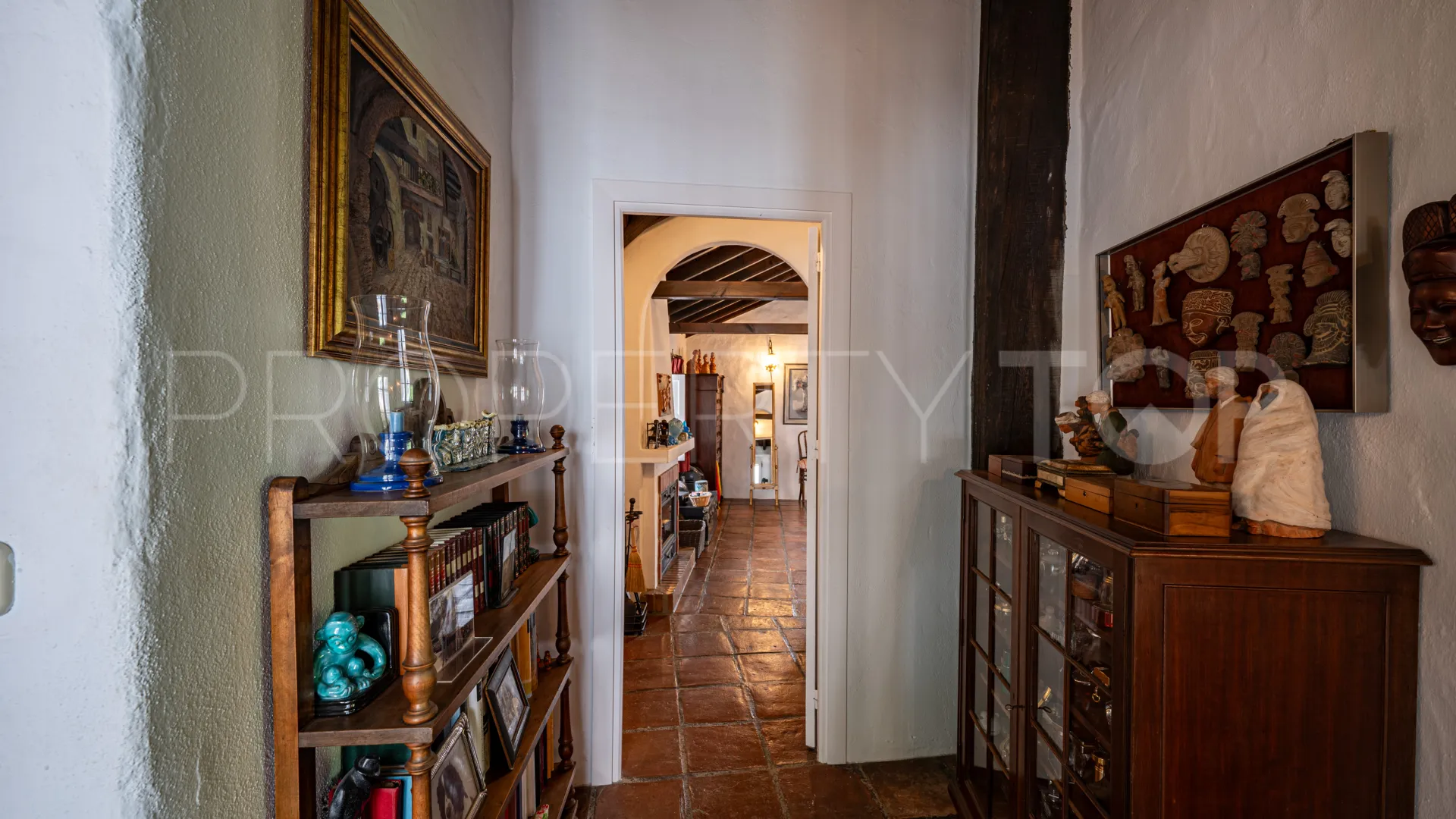 Comprar cortijo de 8 dormitorios en Gaucin