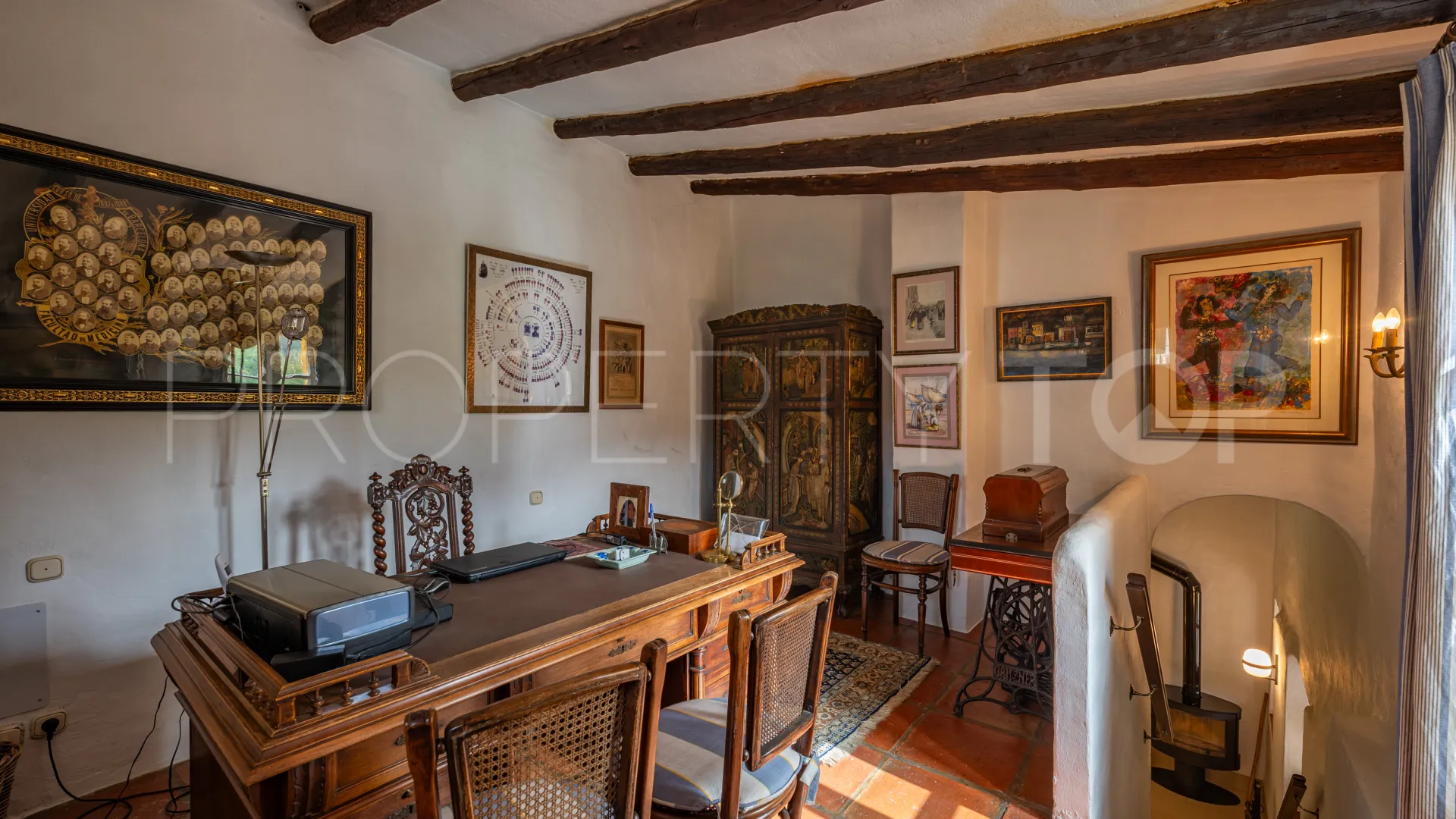 Comprar cortijo de 8 dormitorios en Gaucin