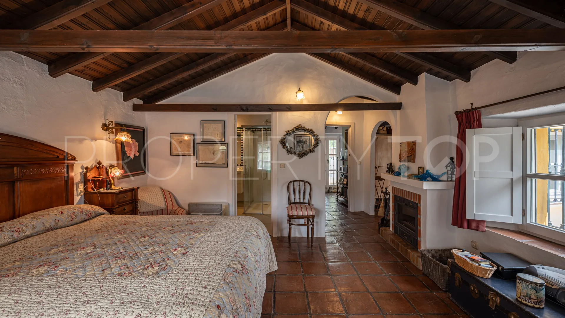 Comprar cortijo de 8 dormitorios en Gaucin