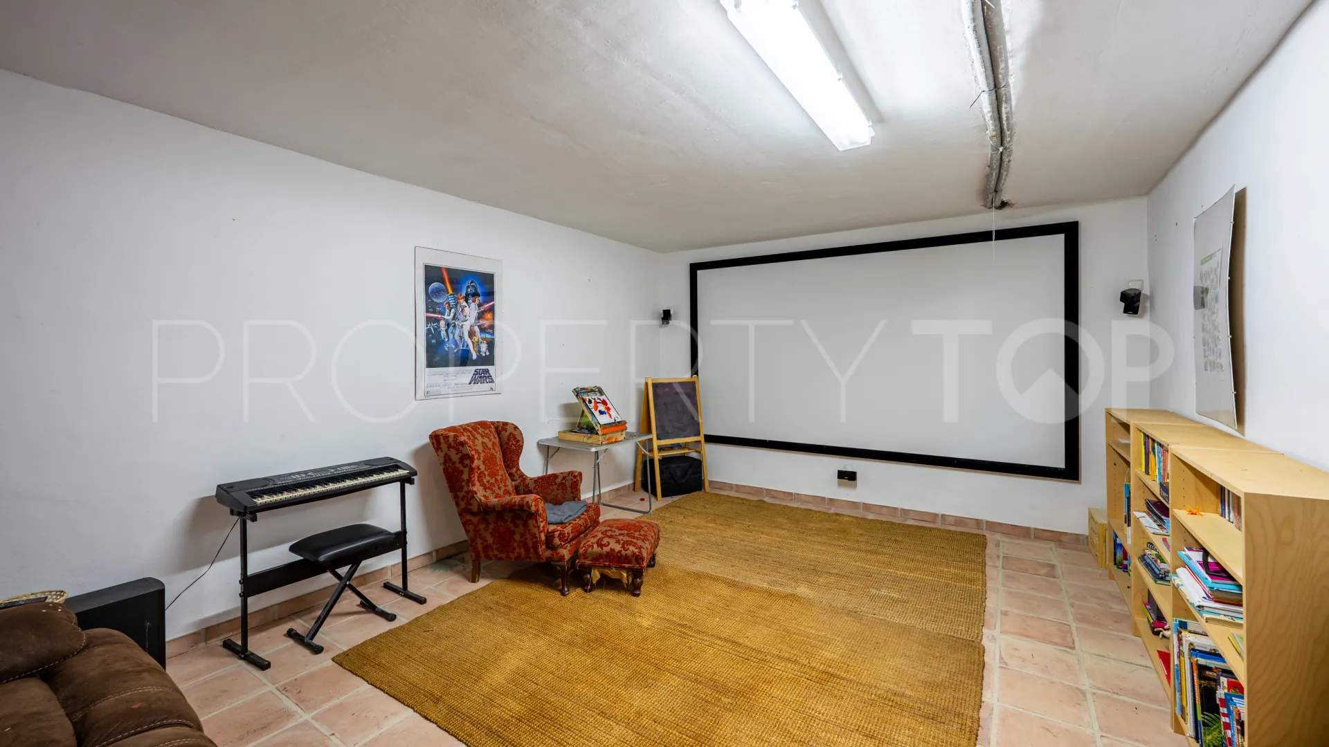 Se vende finca en Almogia de 7 dormitorios