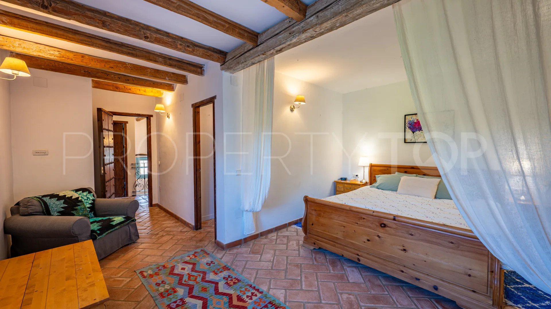 Se vende finca en Almogia de 7 dormitorios