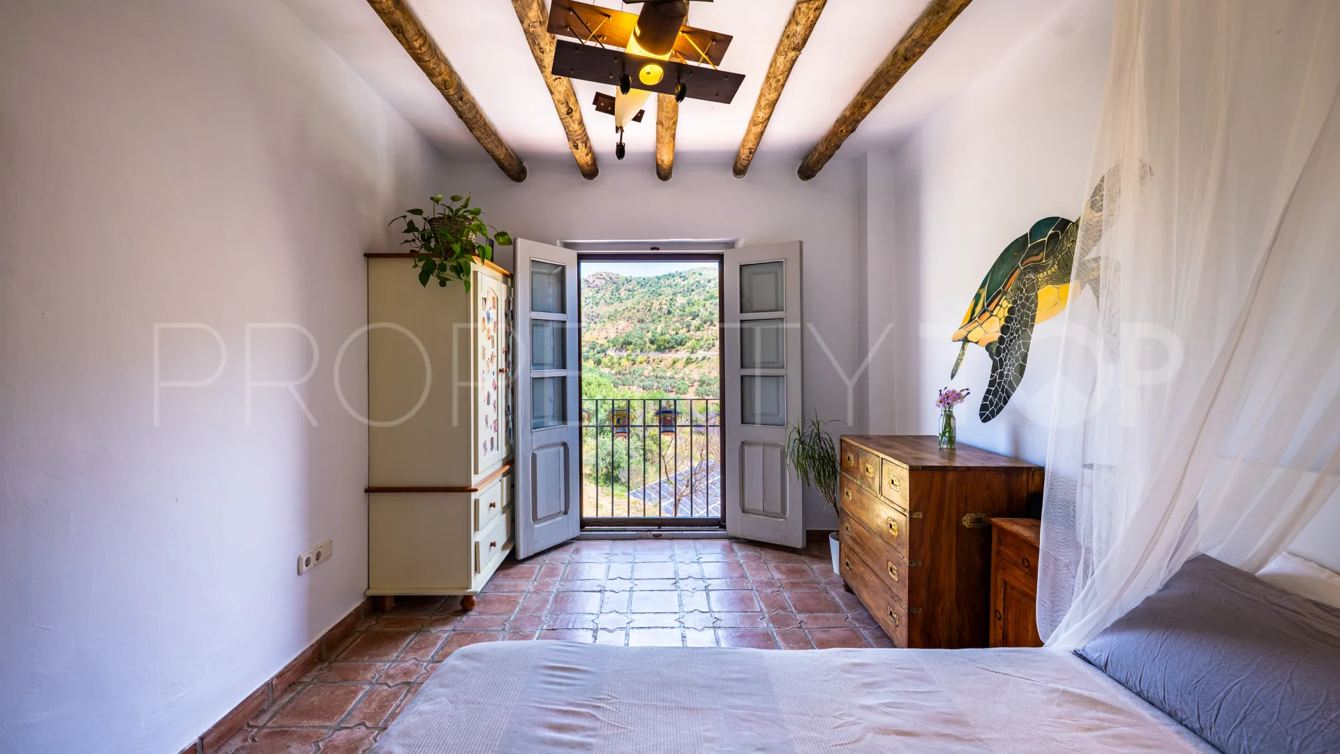 Se vende finca en Almogia de 7 dormitorios