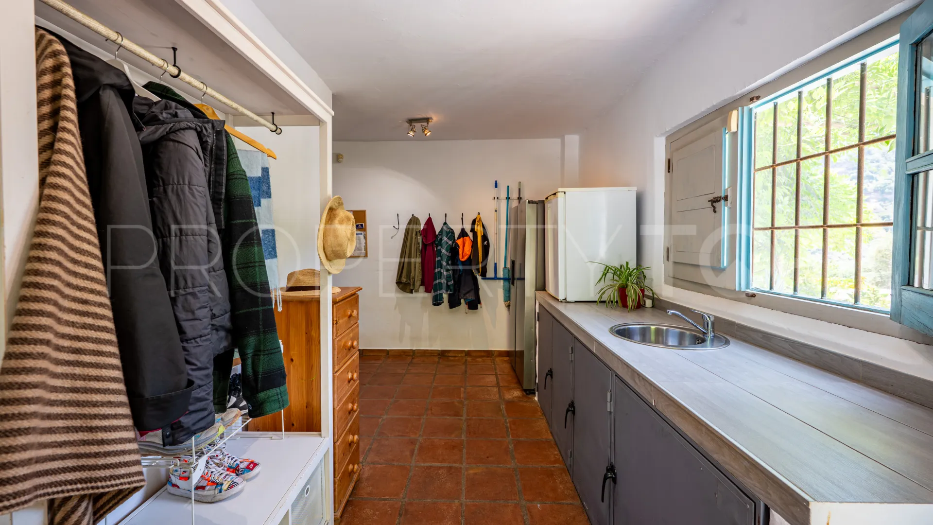 Se vende finca en Almogia de 7 dormitorios