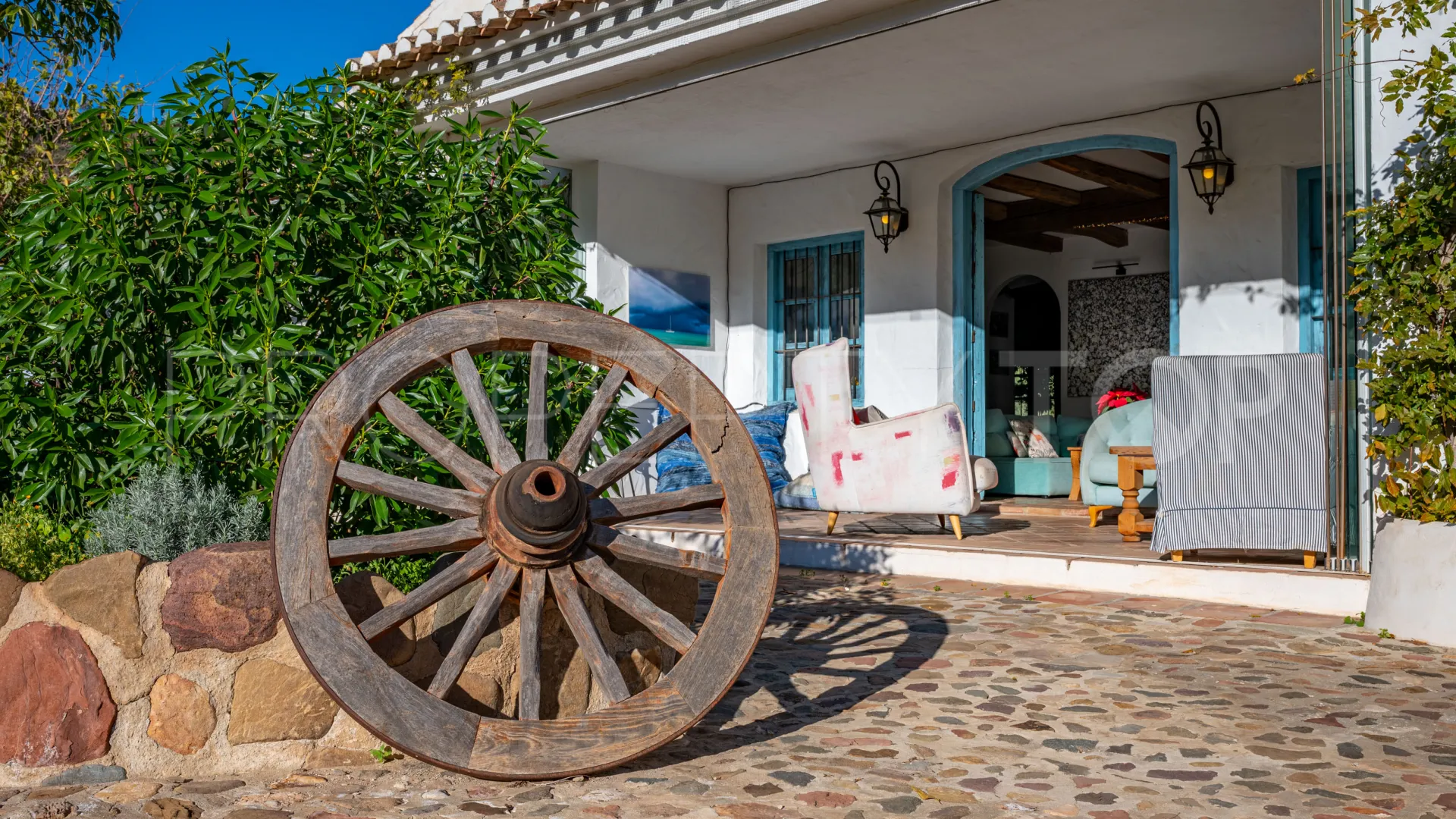 Se vende finca en Almogia de 7 dormitorios