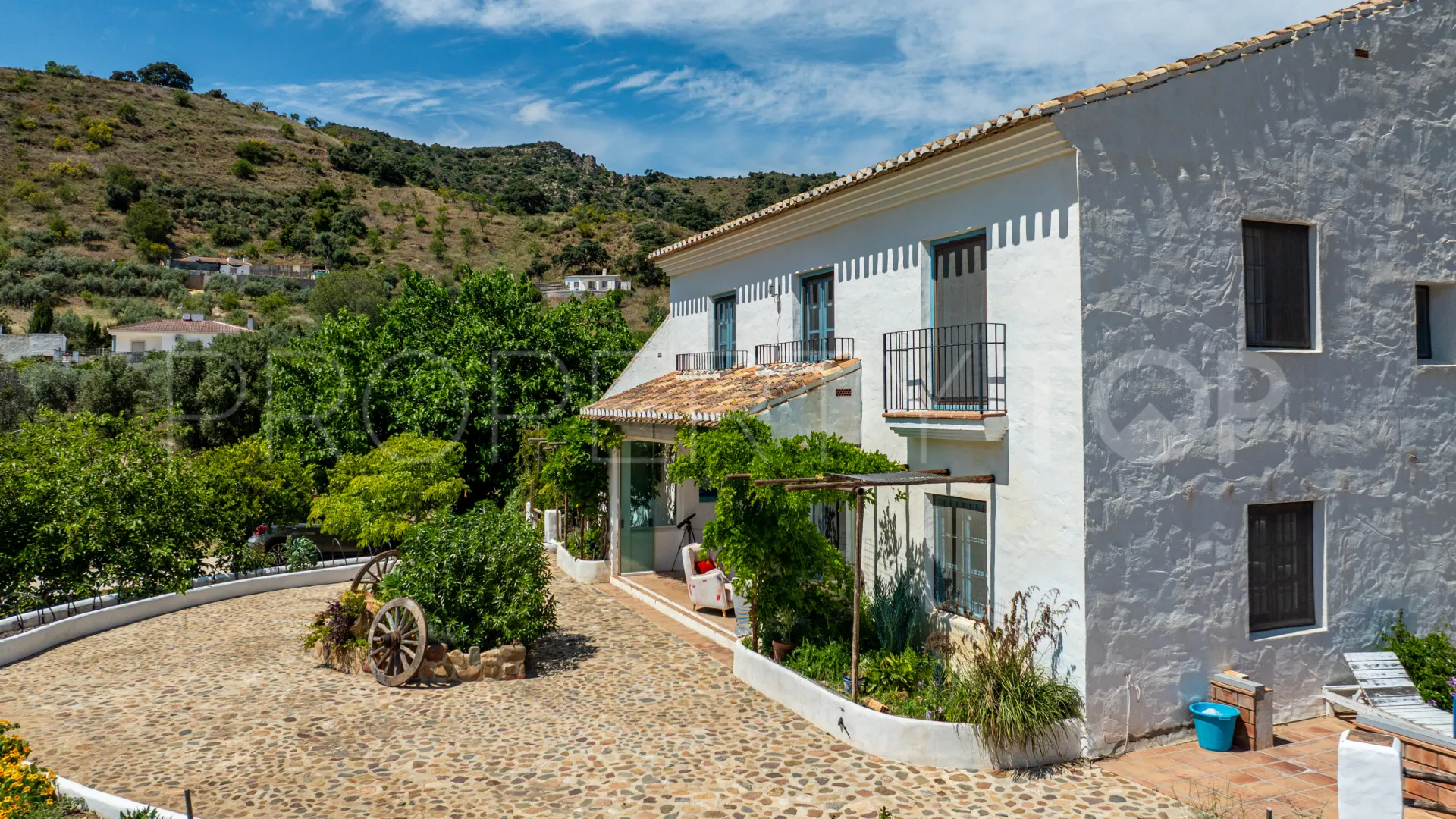 Se vende finca en Almogia de 7 dormitorios