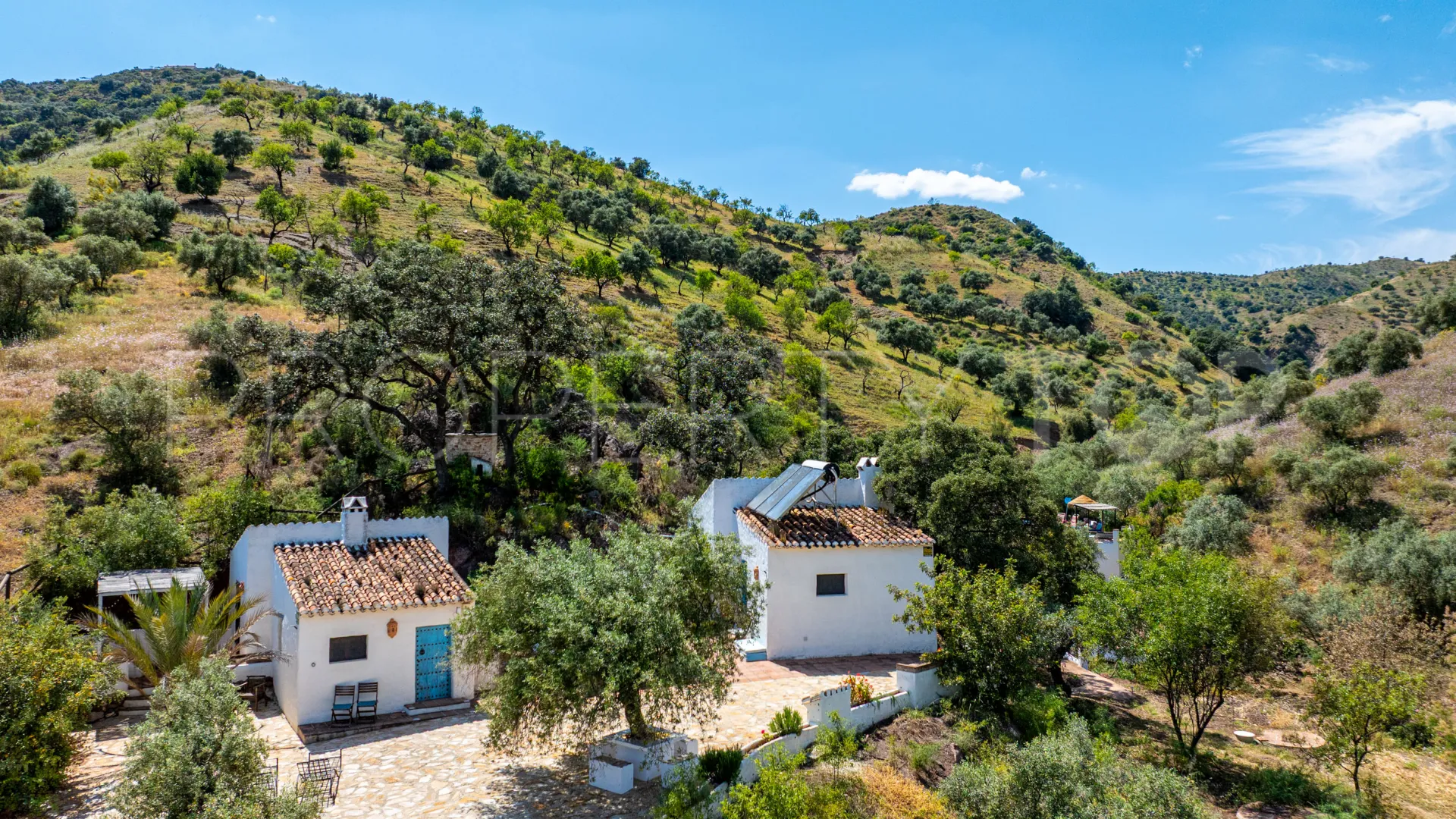 Se vende finca en Almogia de 7 dormitorios
