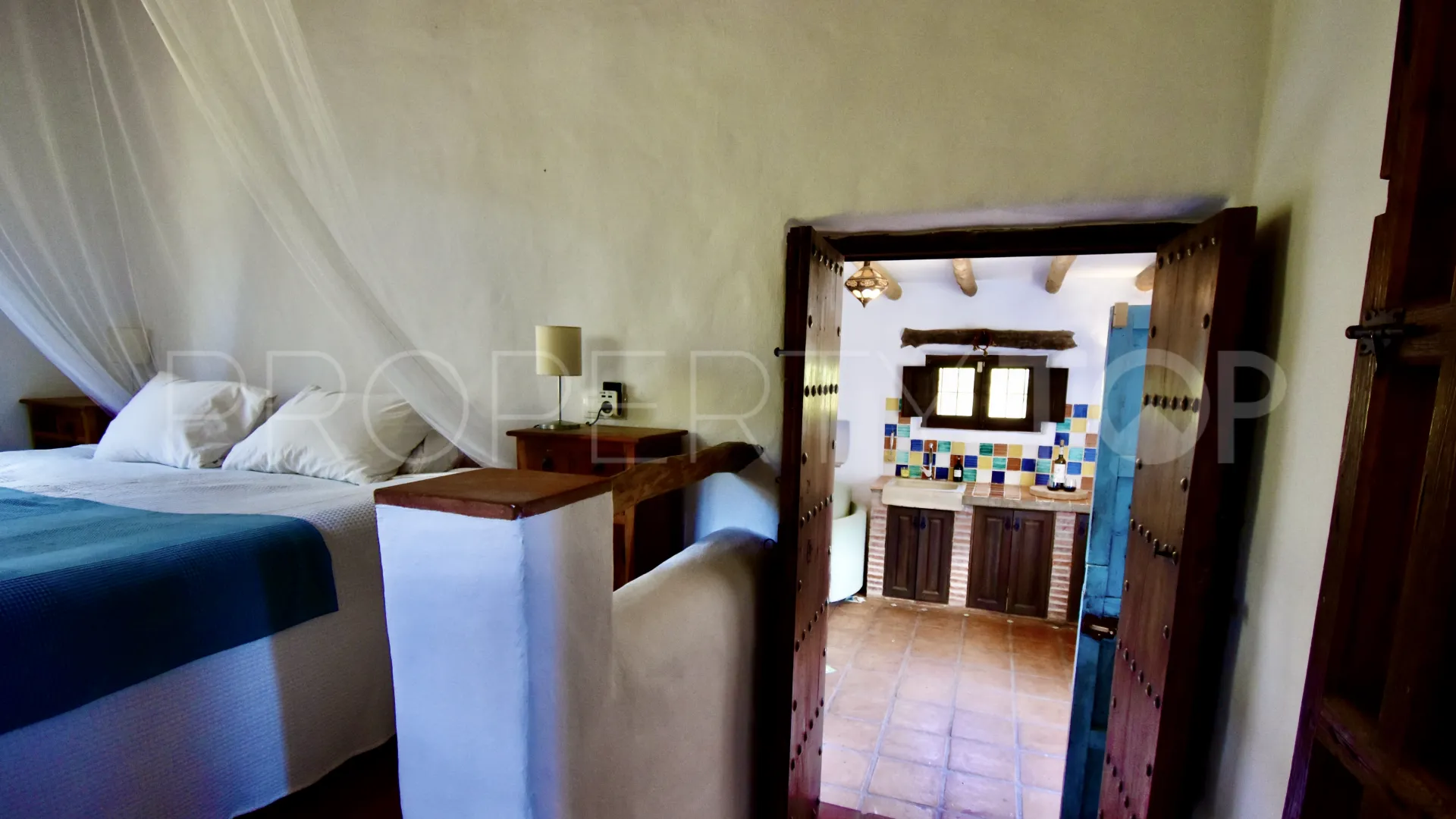 Se vende finca en Almogia de 7 dormitorios