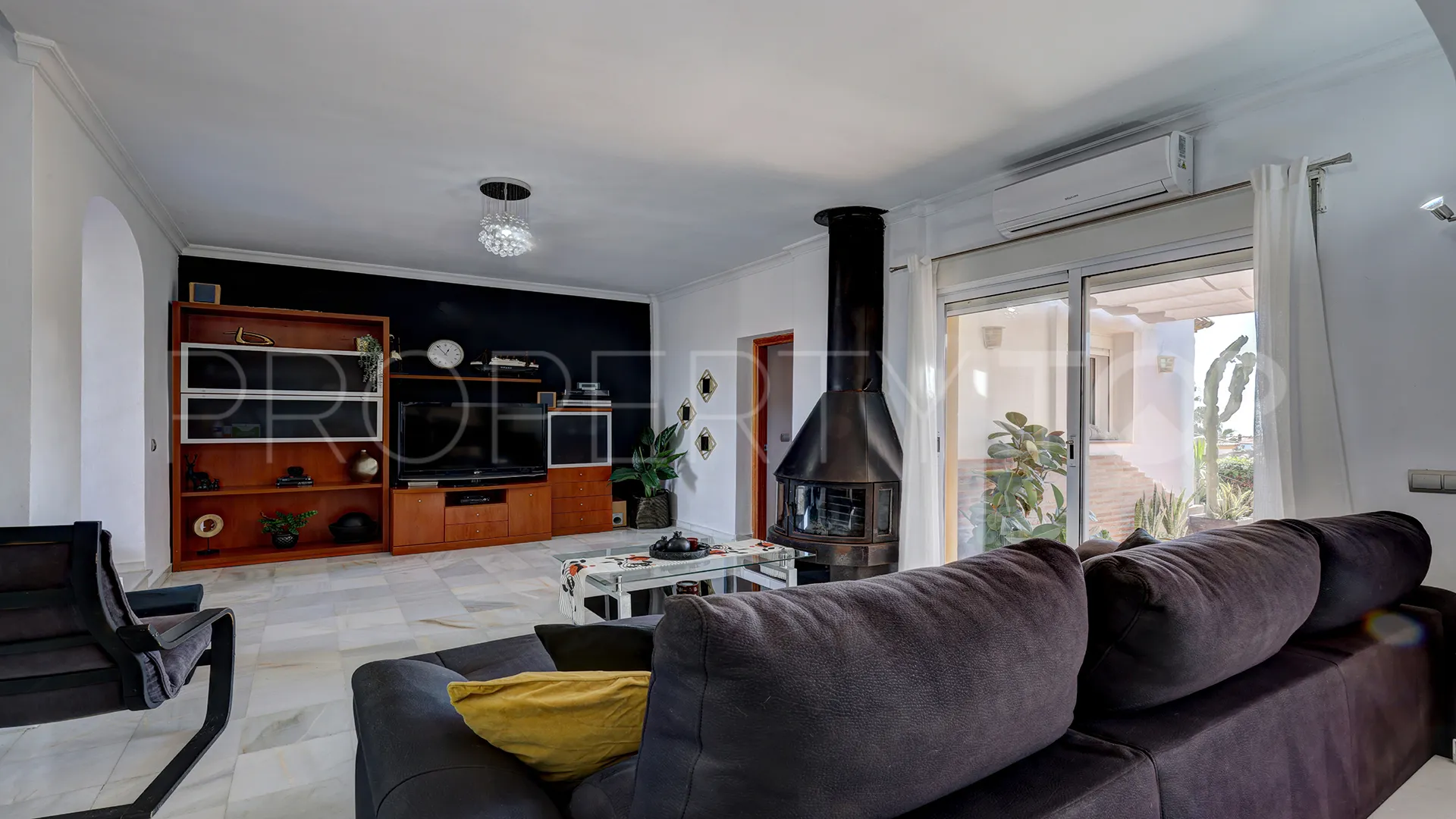 For sale town house in Manilva with 3 bedrooms