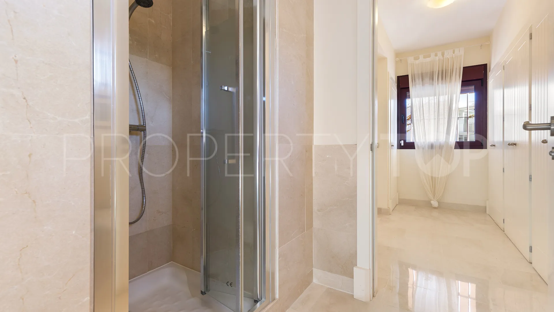 Bahia de las Rocas ground floor apartment for sale