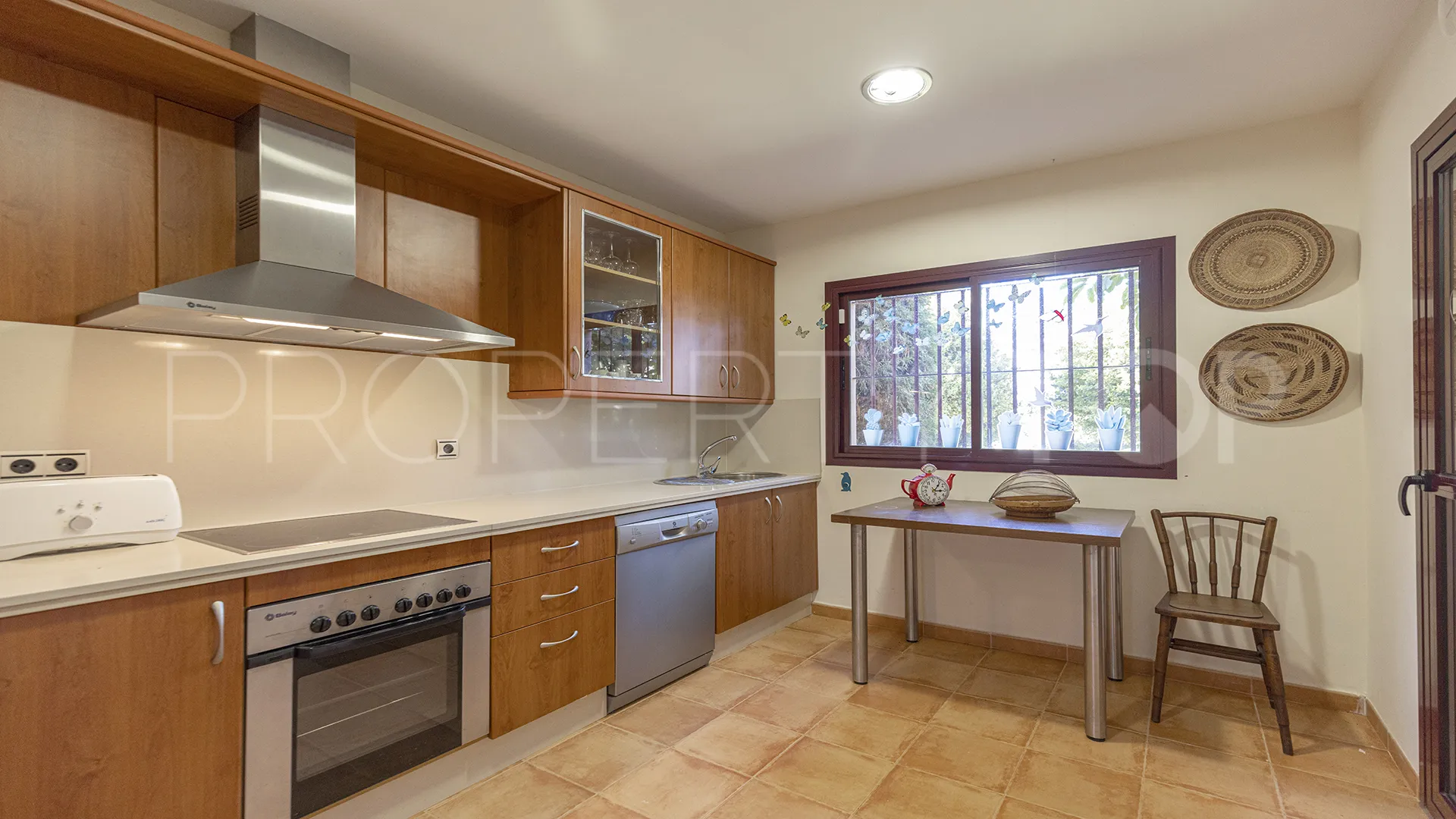 Bahia de las Rocas ground floor apartment for sale