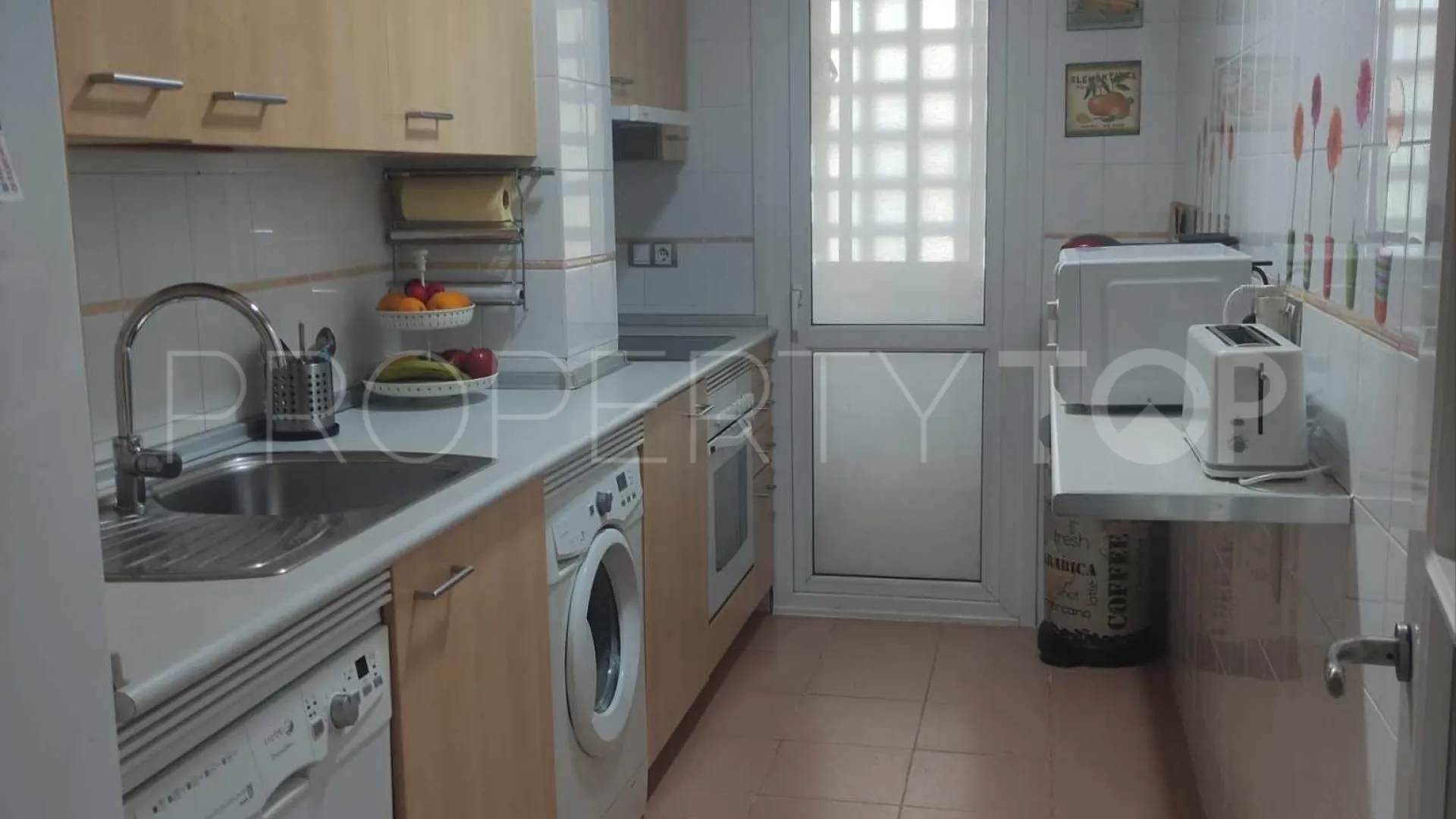 Sabinillas, apartamento en venta
