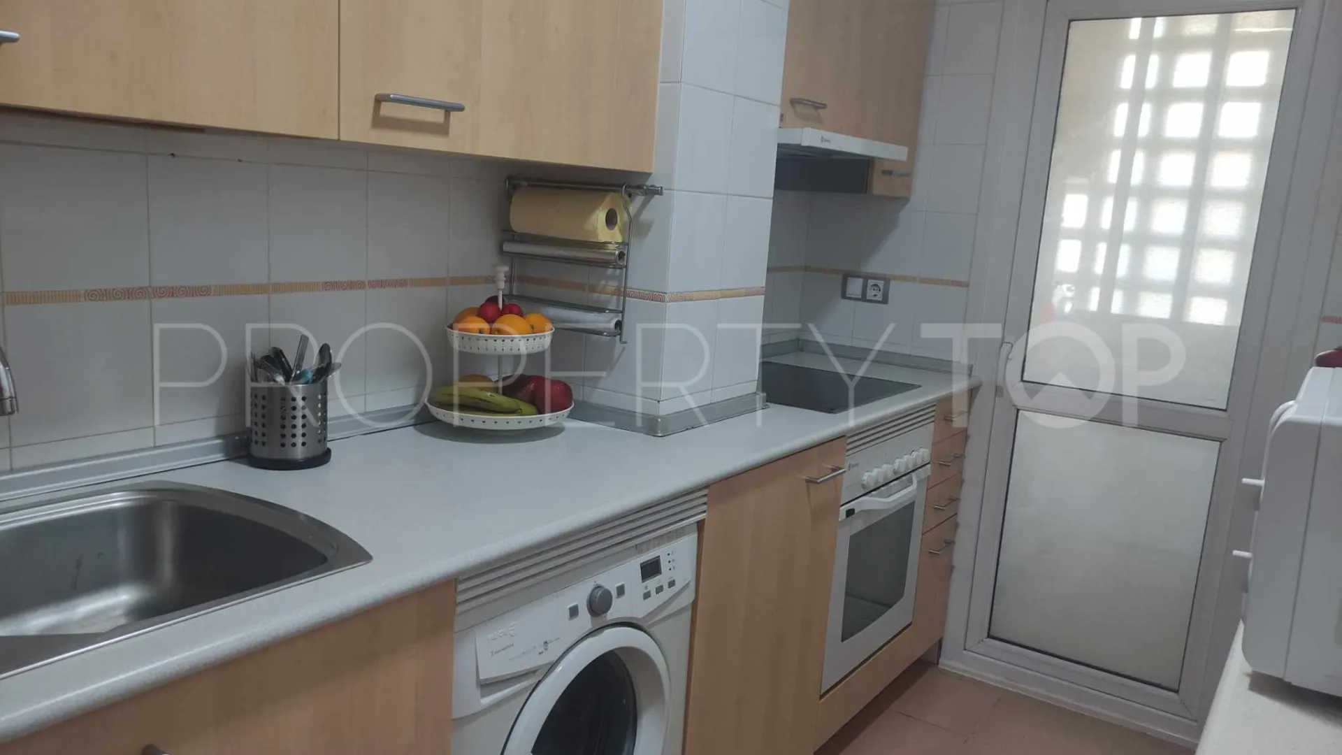 Sabinillas, apartamento en venta