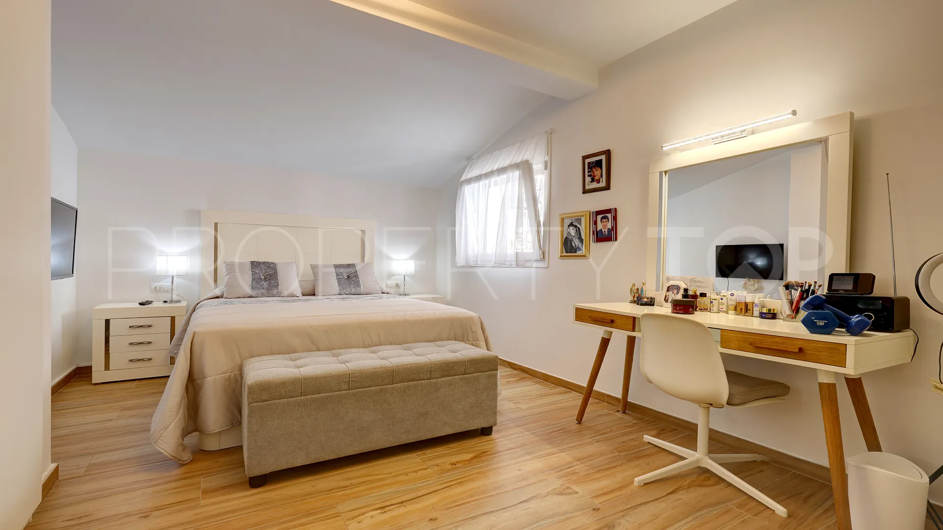 For sale Princesa Kristina semi detached house