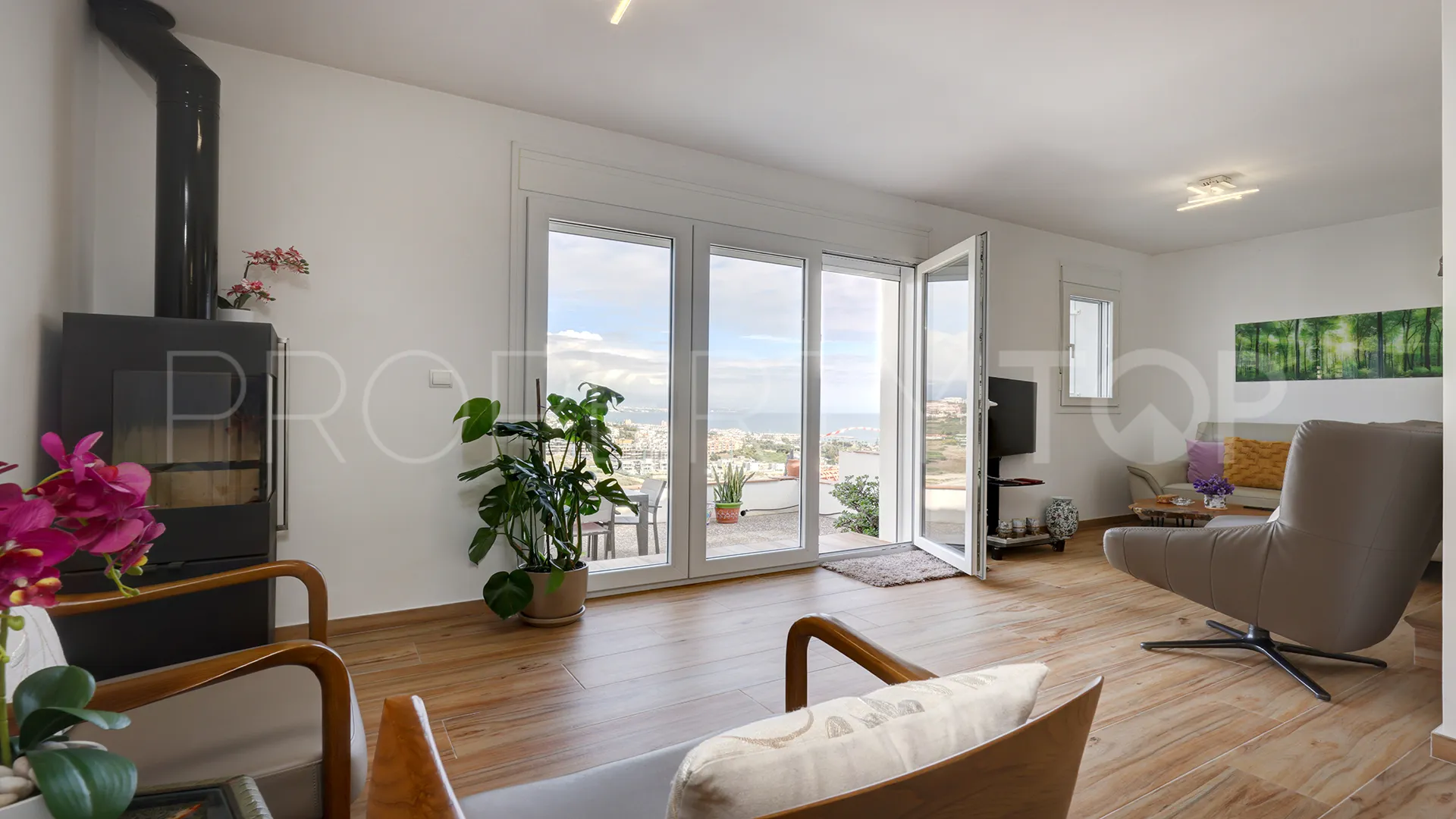 For sale Princesa Kristina semi detached house