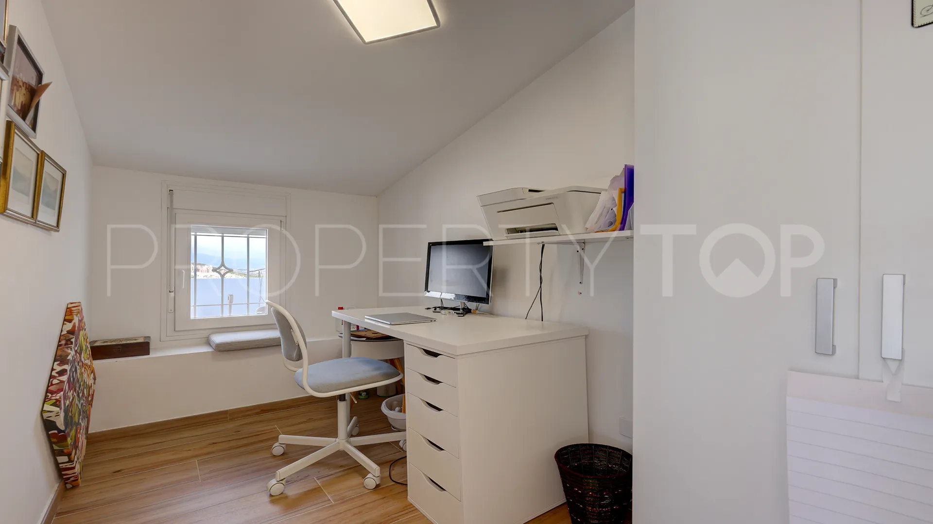 For sale Princesa Kristina semi detached house