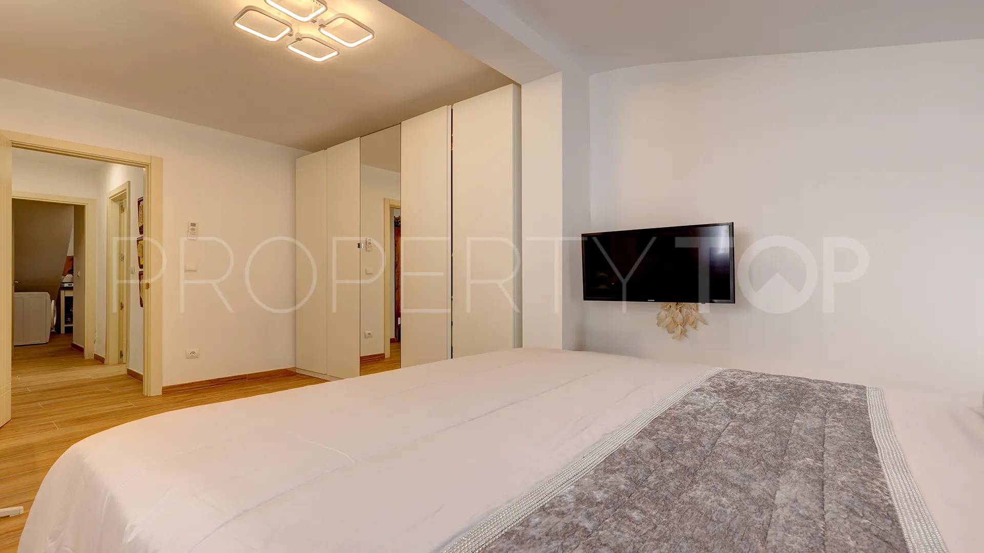 For sale Princesa Kristina semi detached house