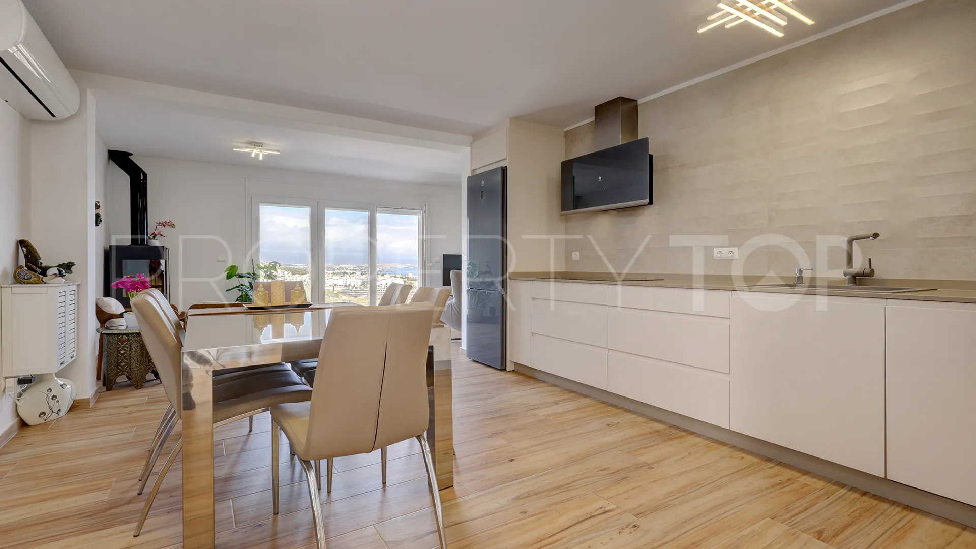 For sale Princesa Kristina semi detached house