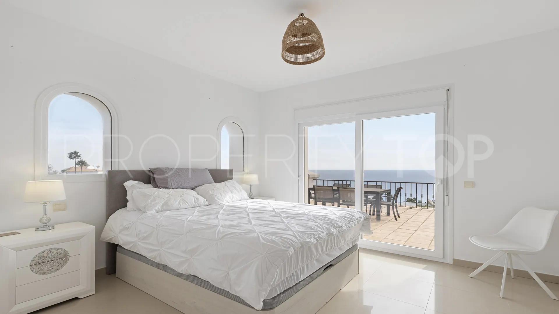 For sale villa in La Paloma with 4 bedrooms