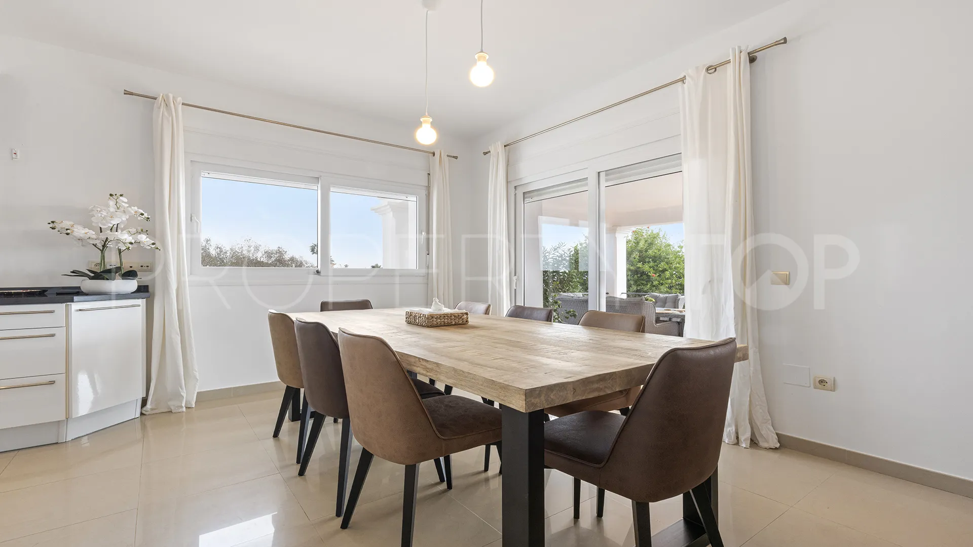 For sale villa in La Paloma with 4 bedrooms